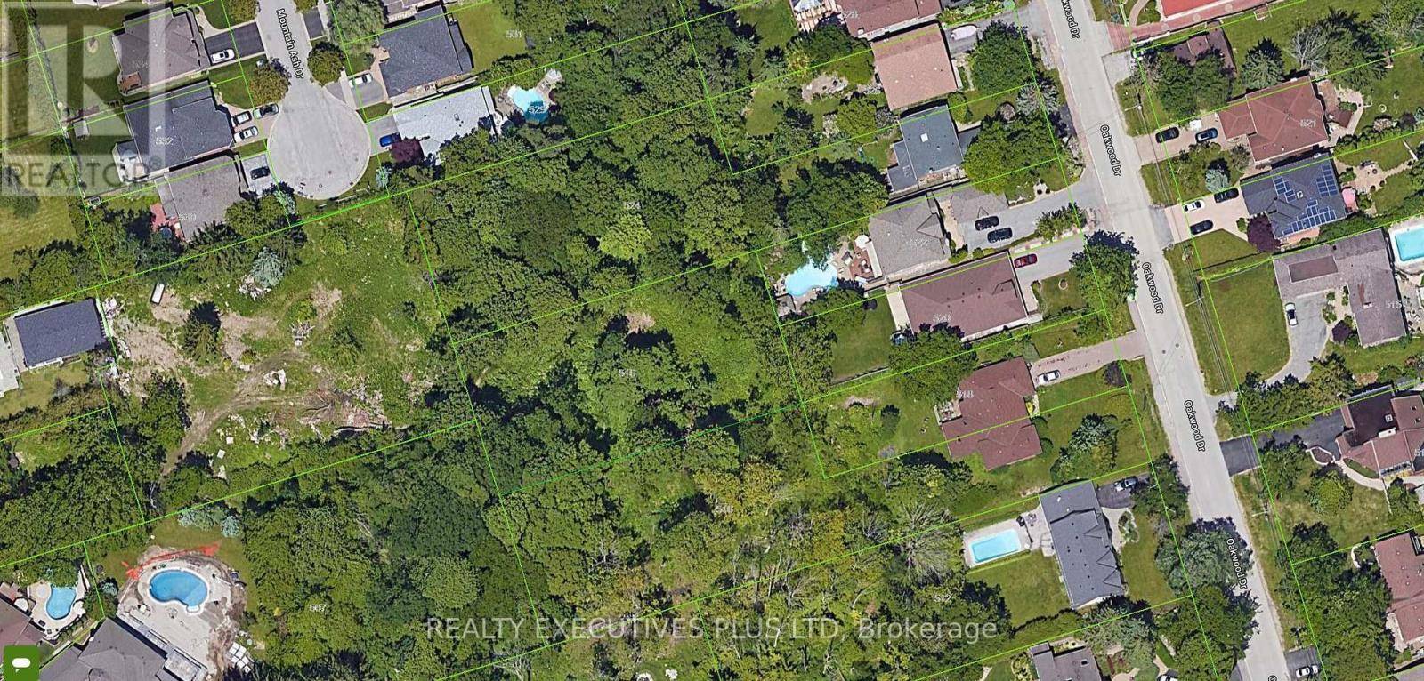 Pickering (rosebank), ON L1W2M7,516 OAKWOOD DRIVE