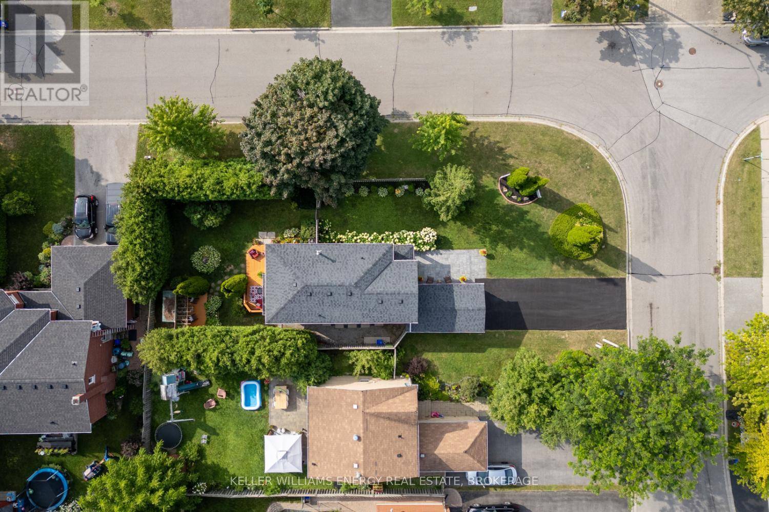 Clarington (bowmanville), ON L1C4P2,1 ALDCROFT CRESCENT