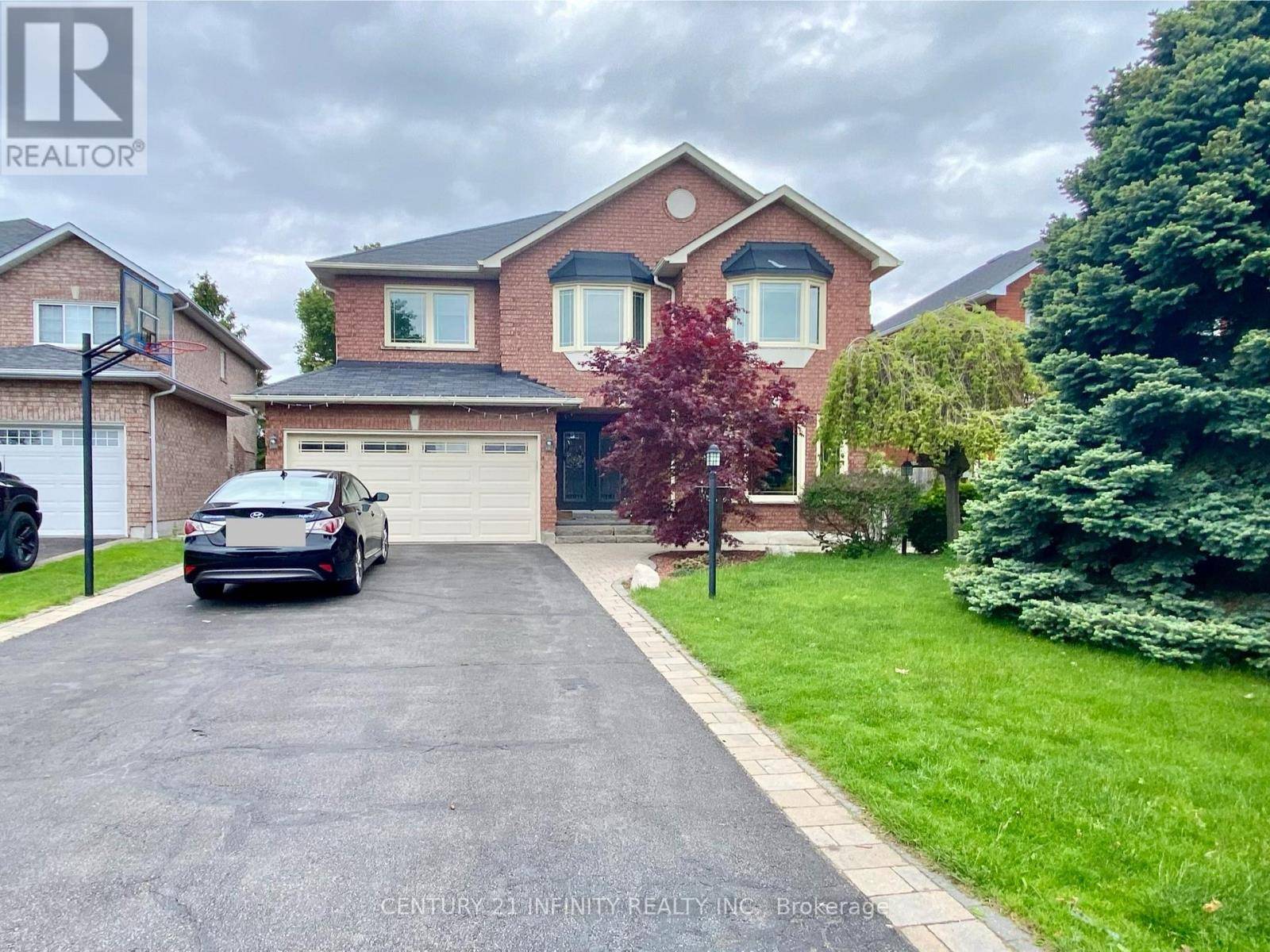 Whitby (rolling Acres), ON L1R1Z9,12 HEADLANDS CRESCENT