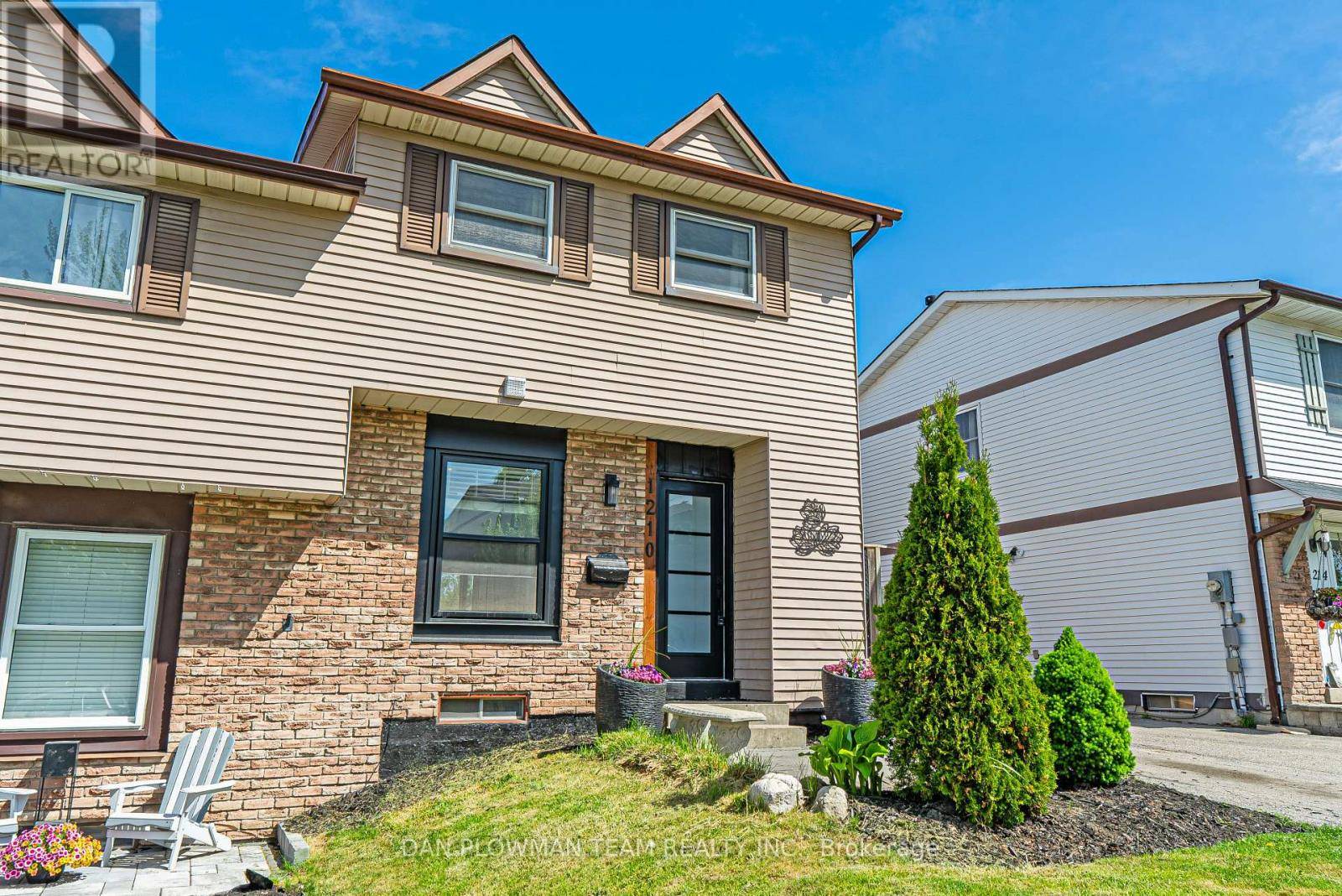 Oshawa (donevan), ON L1H7Z3,1210 SOUTHDALE AVENUE
