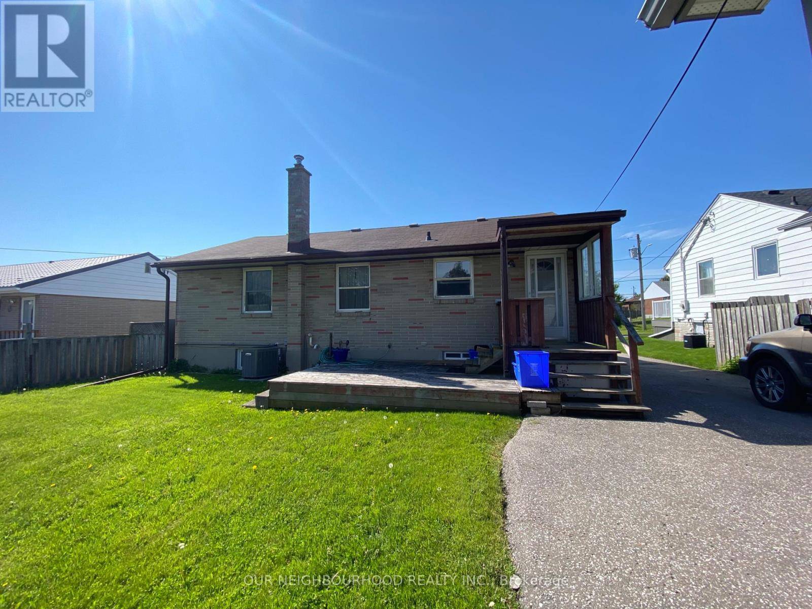 Oshawa (mclaughlin), ON L1J2Y7,494 ANNAPOLIS AVENUE