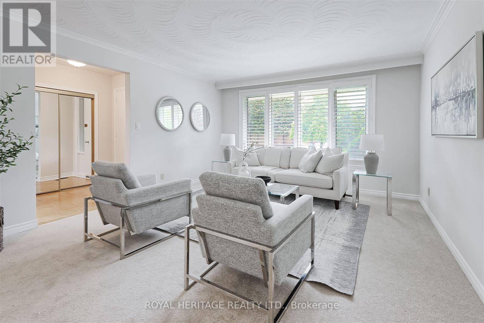 Toronto (woburn), ON M1J2Z8,11 ALPACA DRIVE
