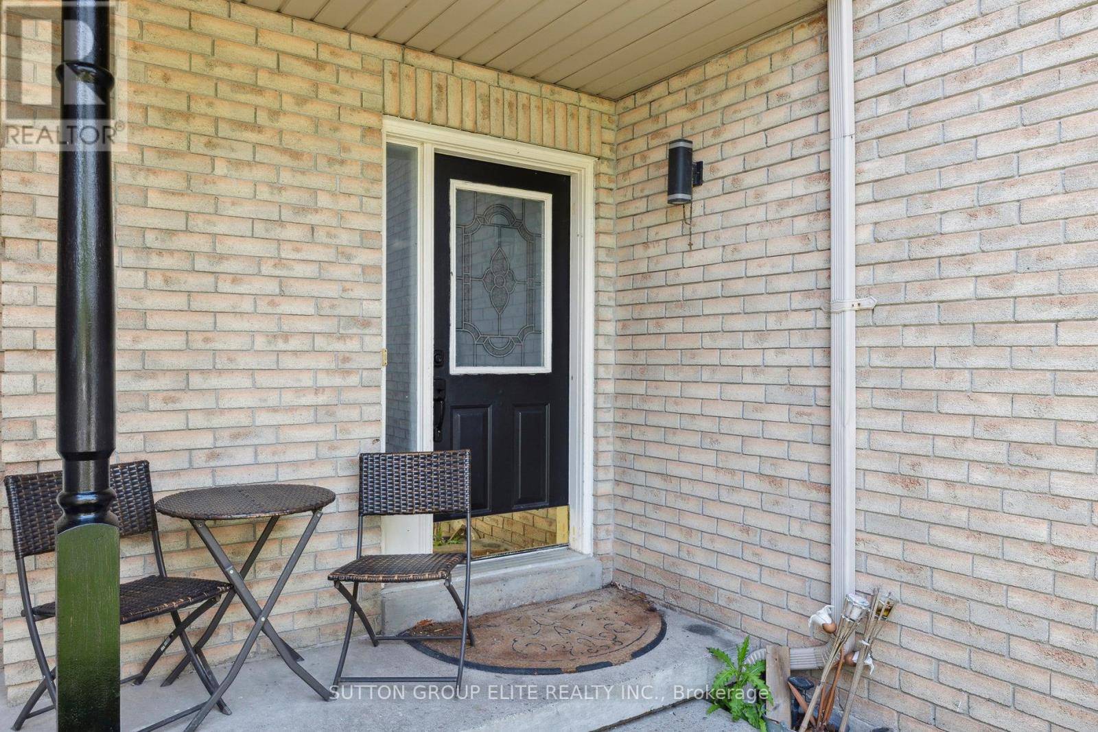 Whitby (williamsburg), ON L1R2M6,31 PINE GATE PLACE