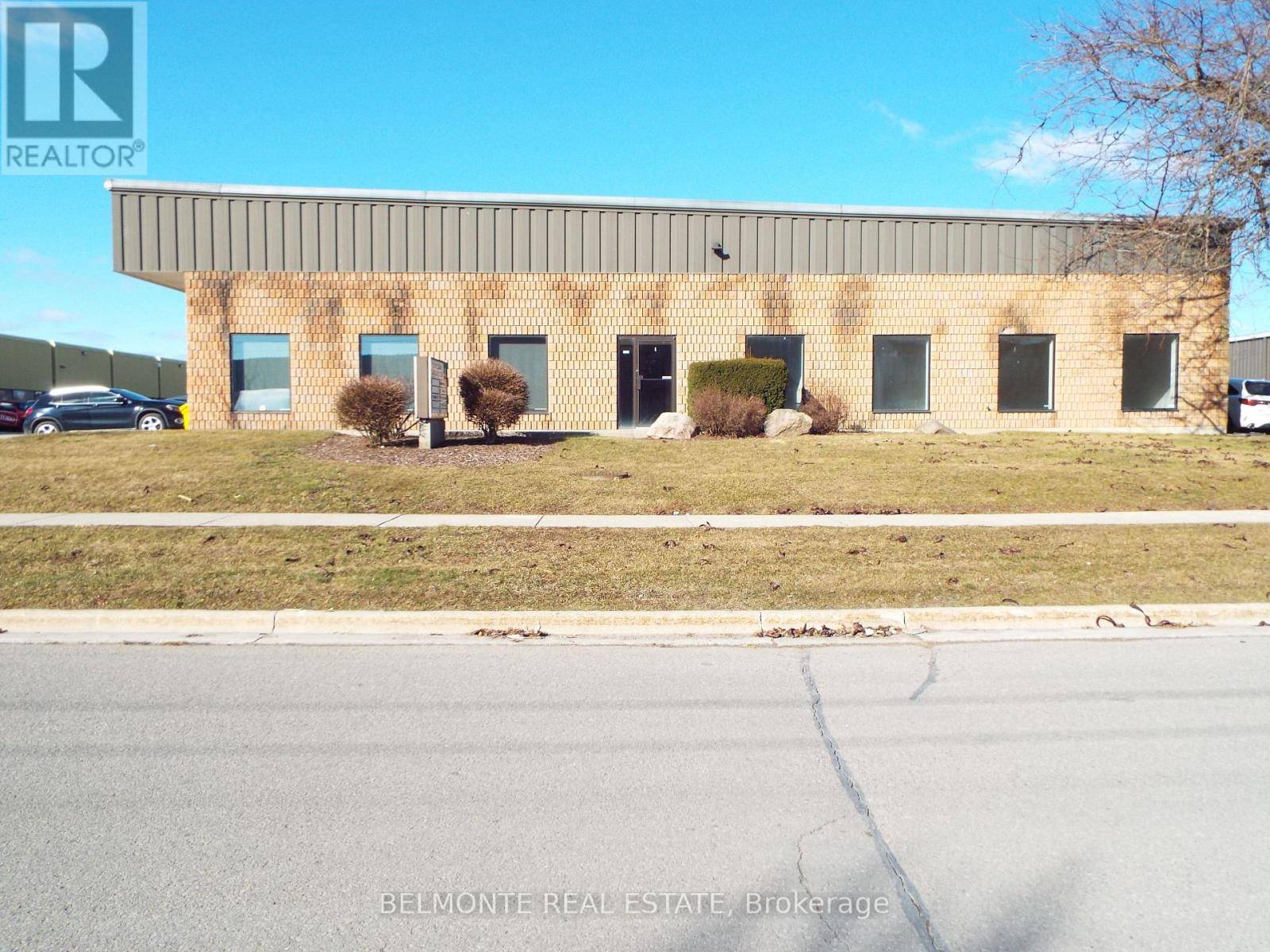 Oshawa (lakeview), ON L1J7A5,1260 Terwillegar AVE #8