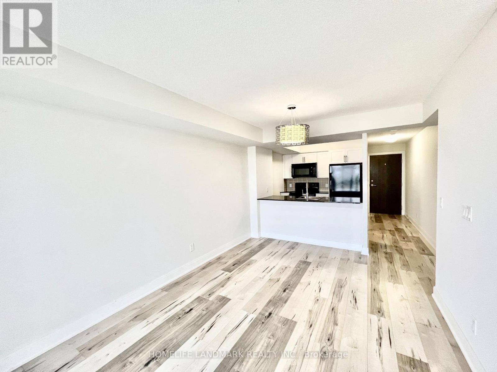 Toronto (agincourt South-malvern West), ON M1S0G3,125 Village Green SQ #1111