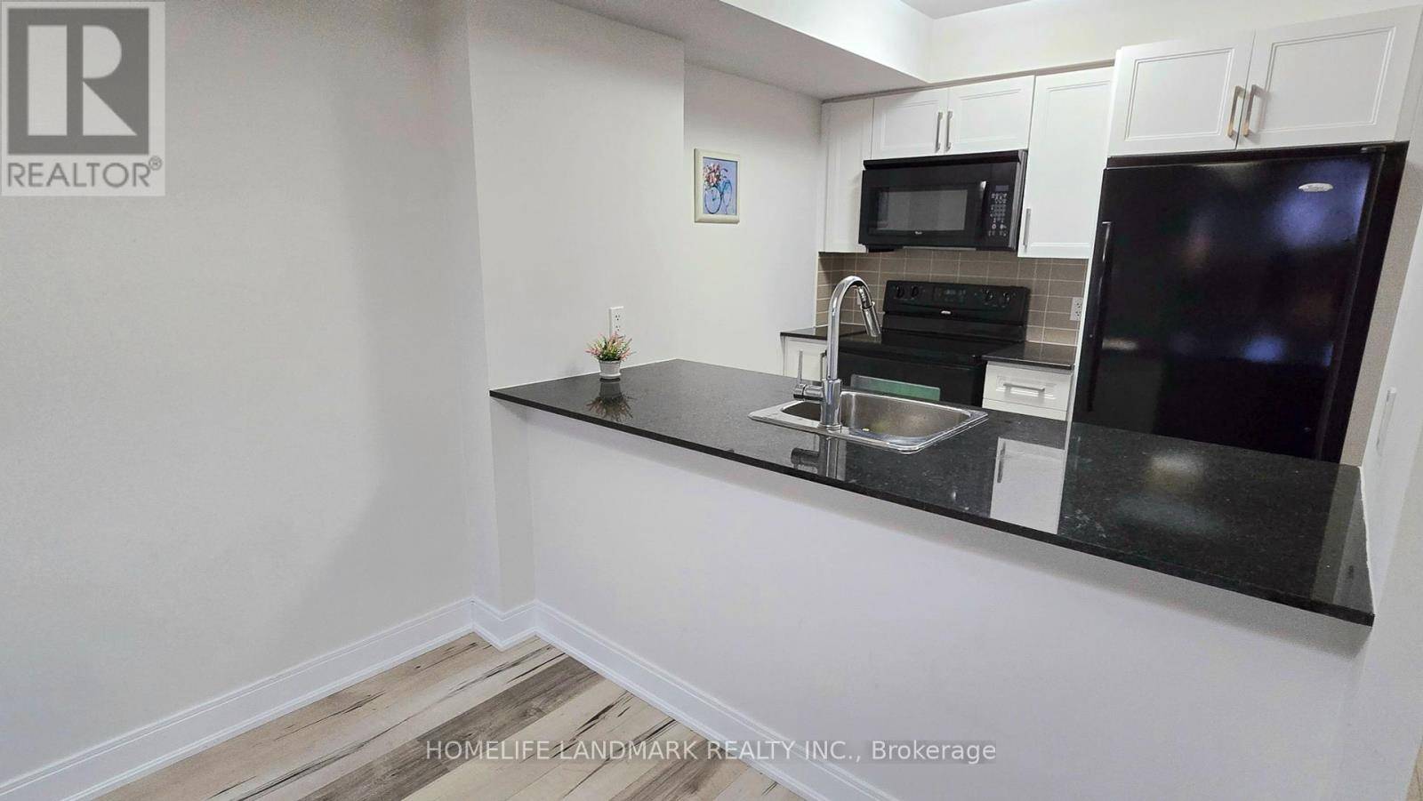Toronto (agincourt South-malvern West), ON M1S0G3,125 Village Green SQ #1111