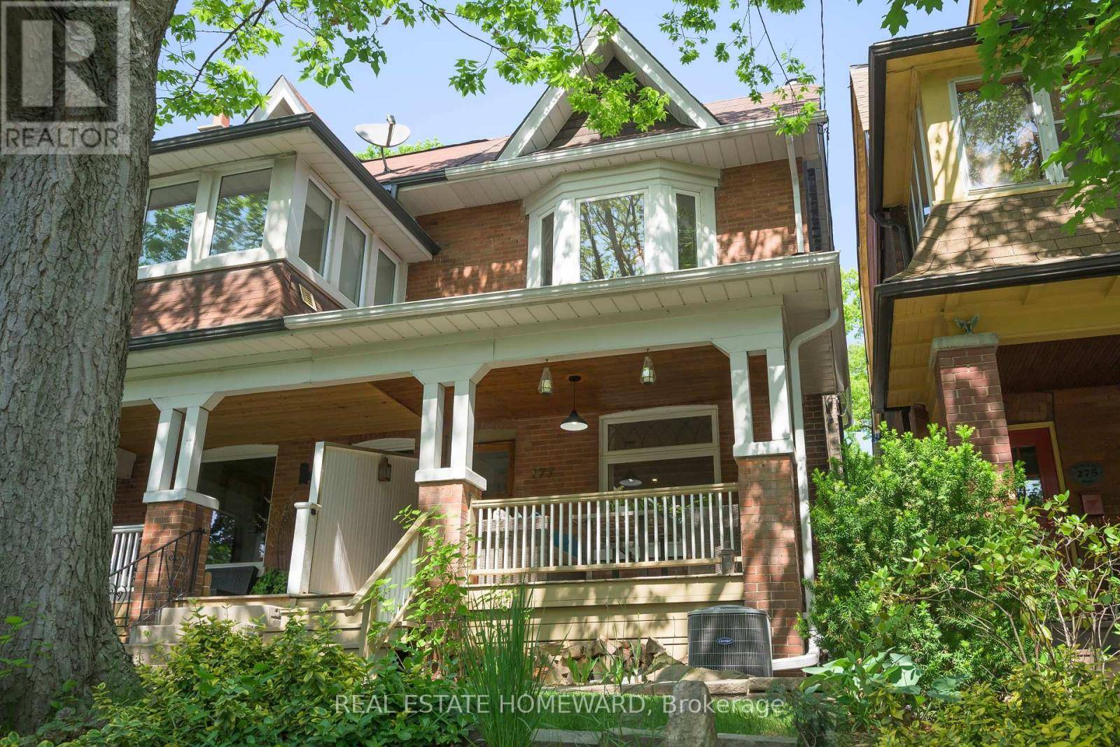 Toronto (the Beaches), ON M4L3T5,277 WAVERLEY ROAD