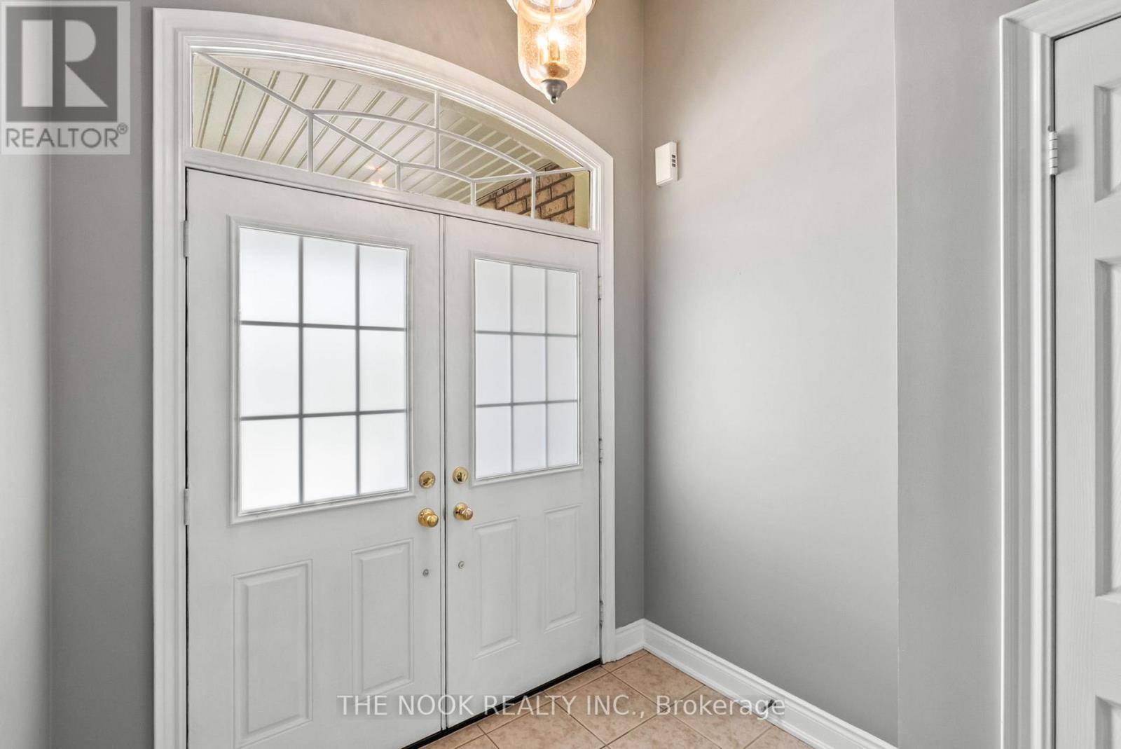 Oshawa (taunton), ON L1K0C8,1031 EAGLE RIDGE DRIVE