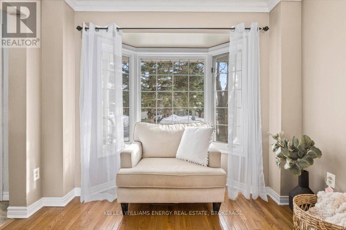 Clarington (newcastle), ON L1B1K5,2 RESNIK DRIVE