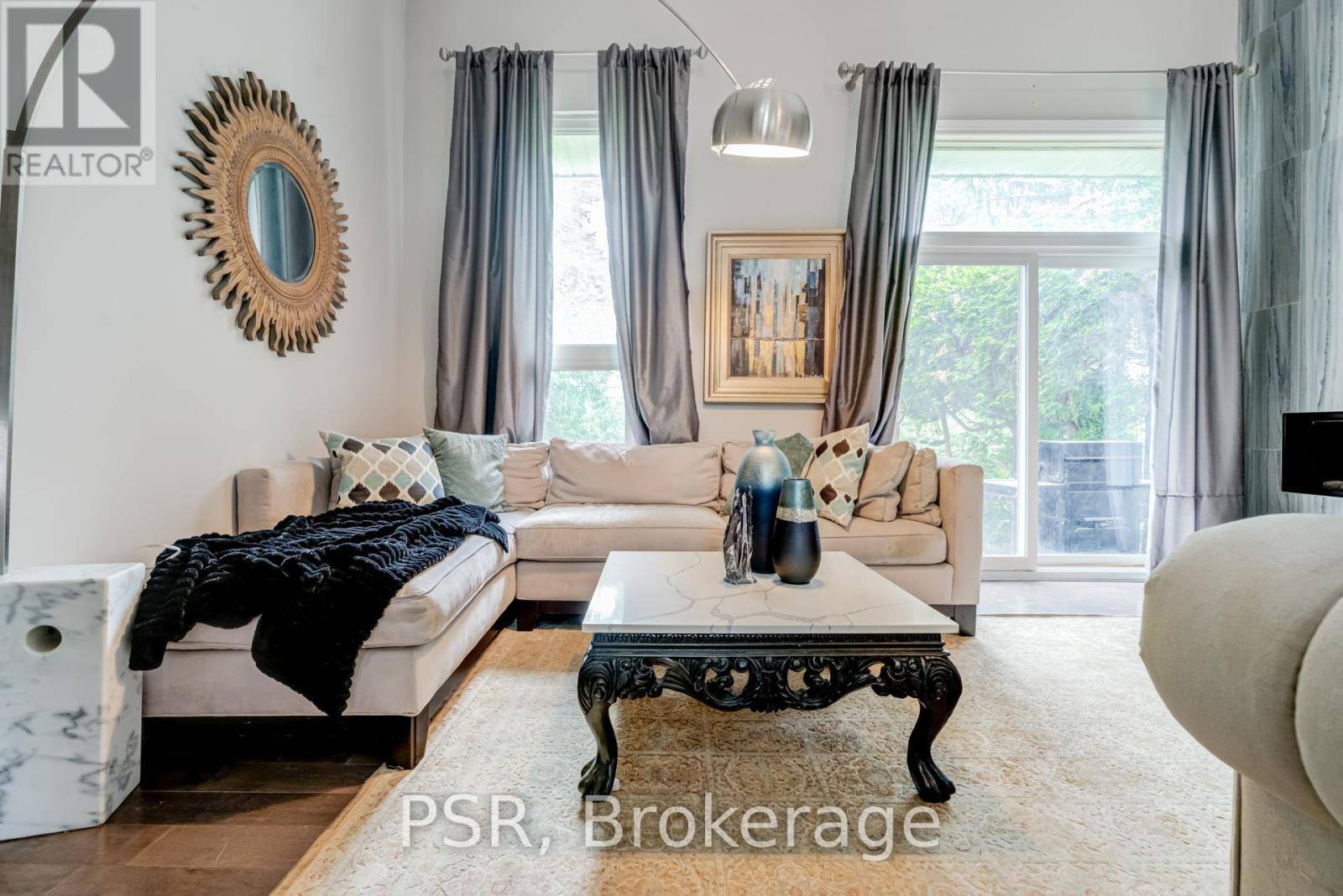 Toronto (malvern), ON M1B2Z1,50 Verne CRES #22