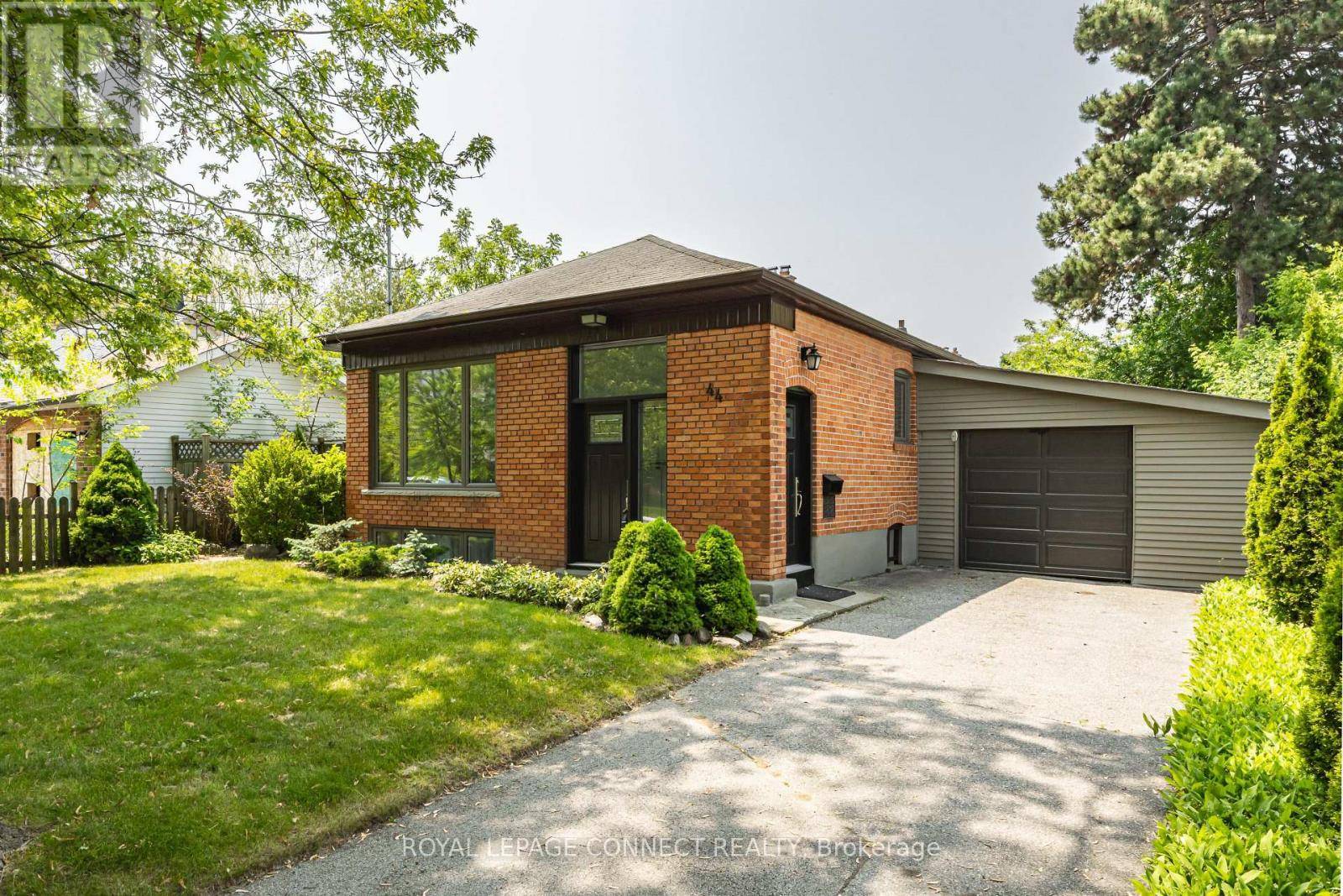 Toronto (west Hill), ON M1E3B8,44 FALAISE ROAD