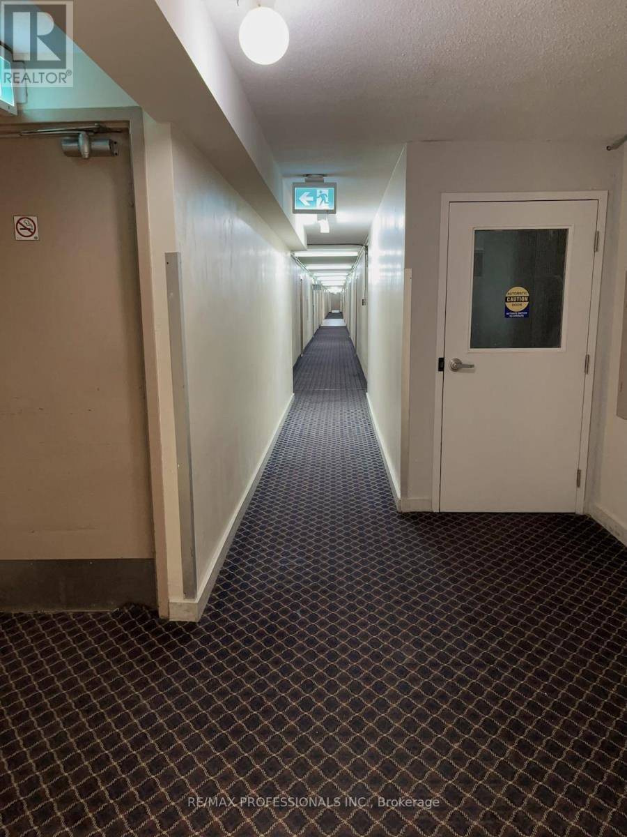 Toronto (dorset Park), ON M1P4N3,20 Antrim CRES #111