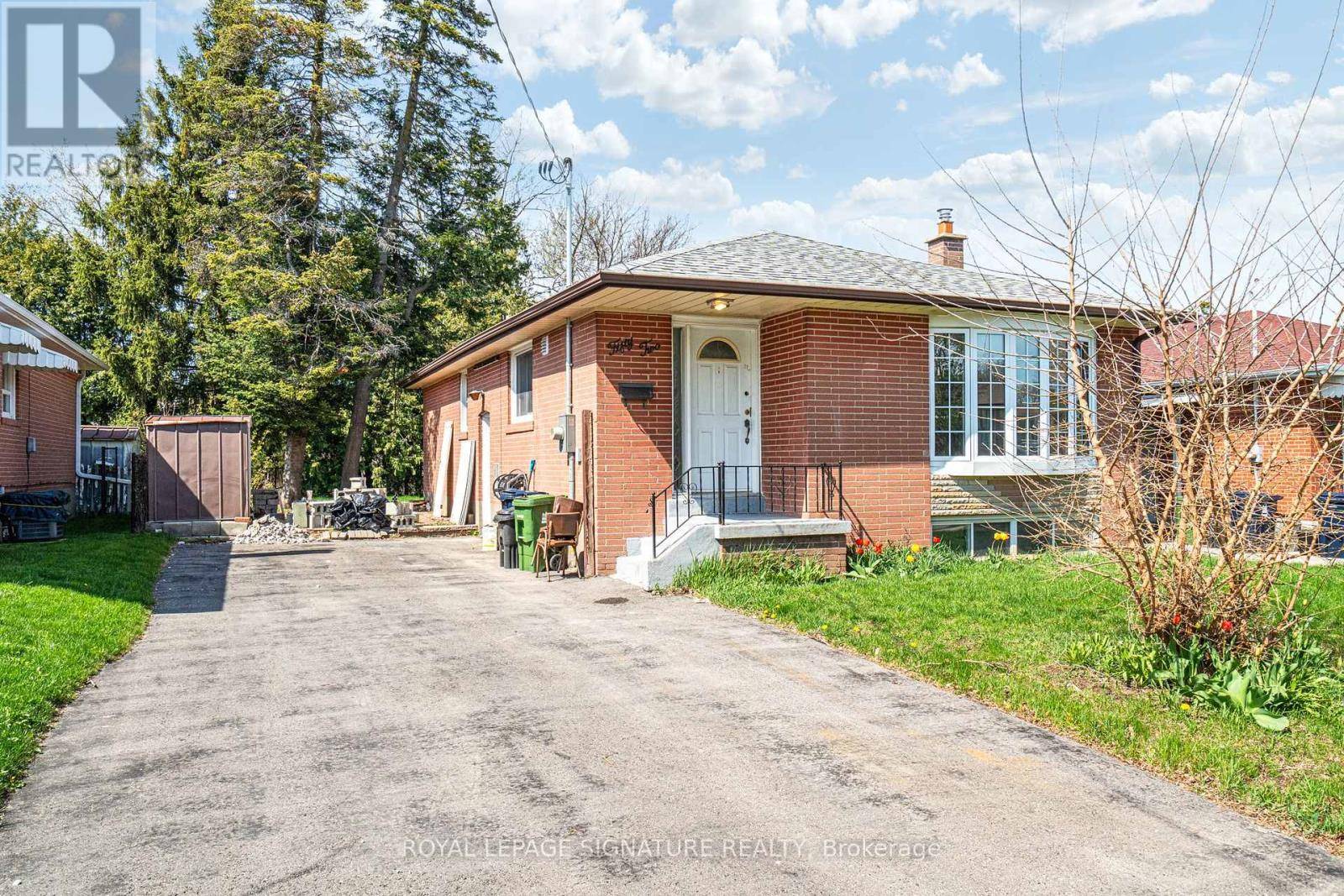 Toronto (bendale), ON M1K4B7,52 MEDINA CRESCENT