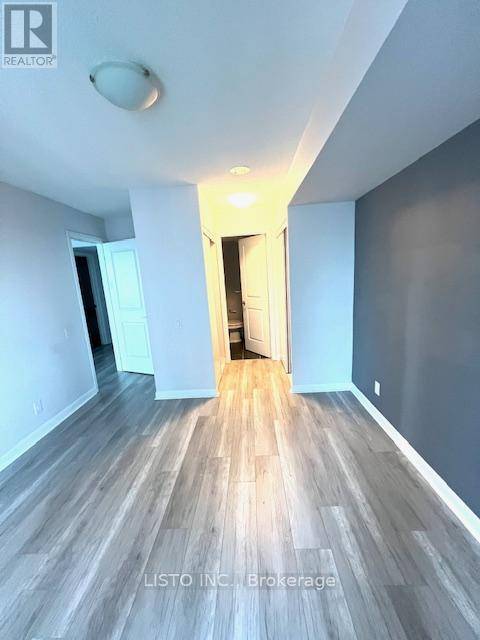 Toronto (bendale), ON M1P0B4,25 Town Centre CT #2210