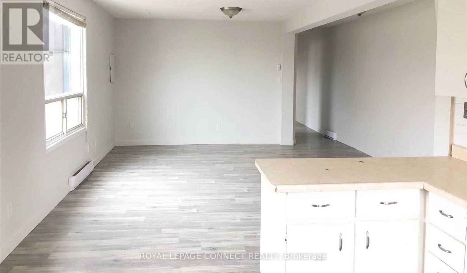 Toronto (birchcliffe-cliffside), ON M1N1S9,-----2ND FLOOR - 1736 KINGSTON ROAD