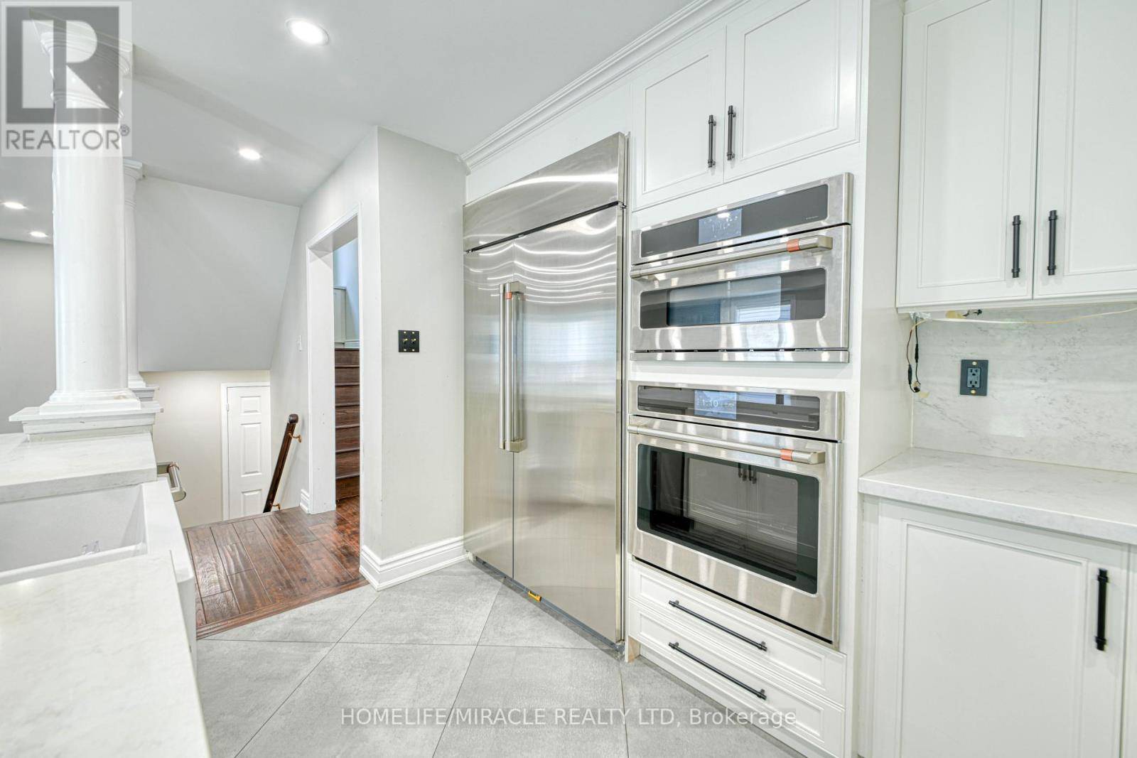 Oshawa (taunton), ON L1K2Y6,1350 ALDERGROVE DRIVE
