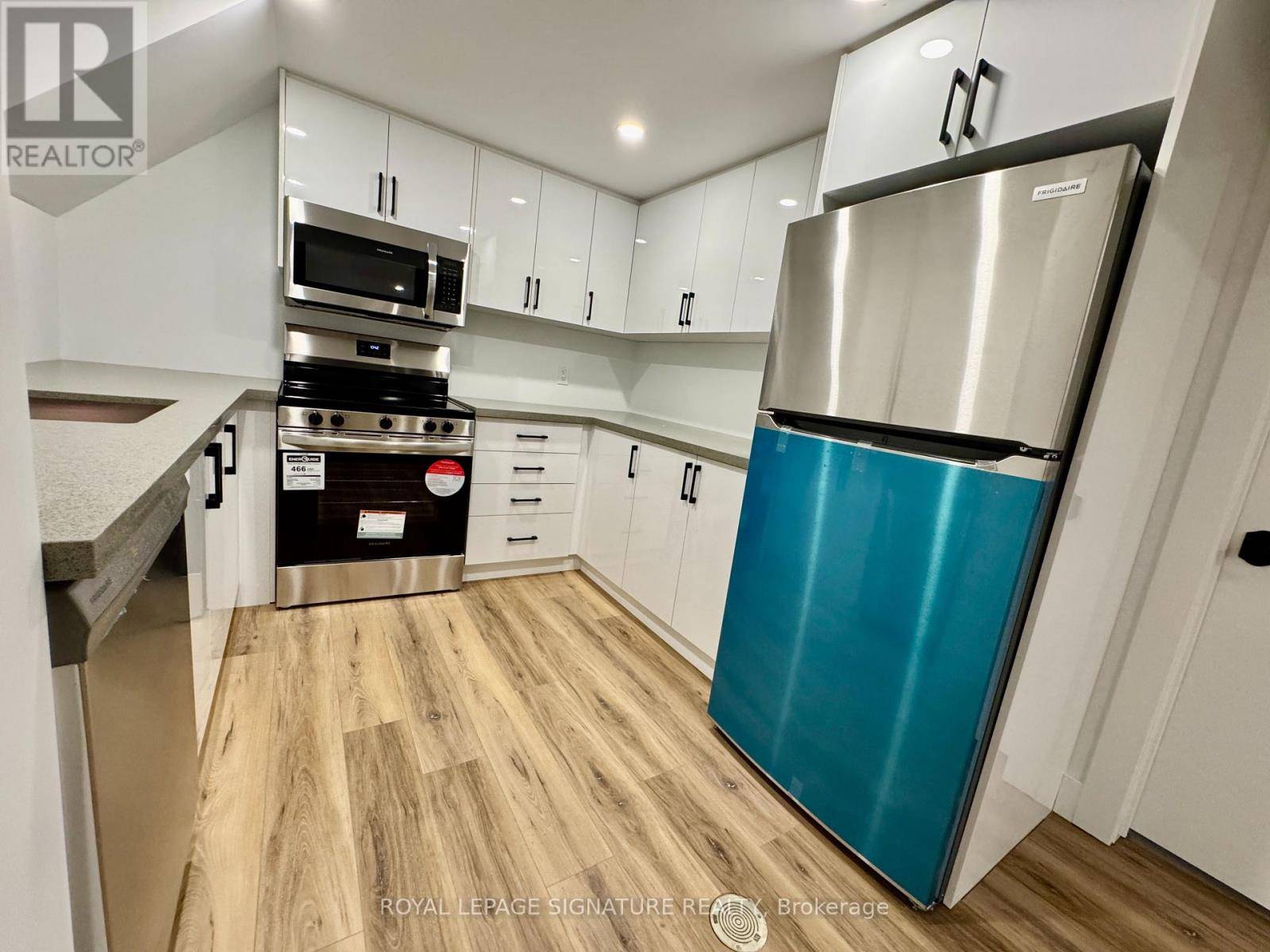 Oshawa (lakeview), ON L1J1E2,541 Monteith AVE #Basement