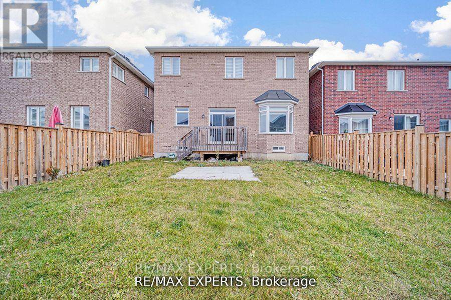 Oshawa (taunton), ON L1K0Y2,1812 GRANDVIEW STREET N
