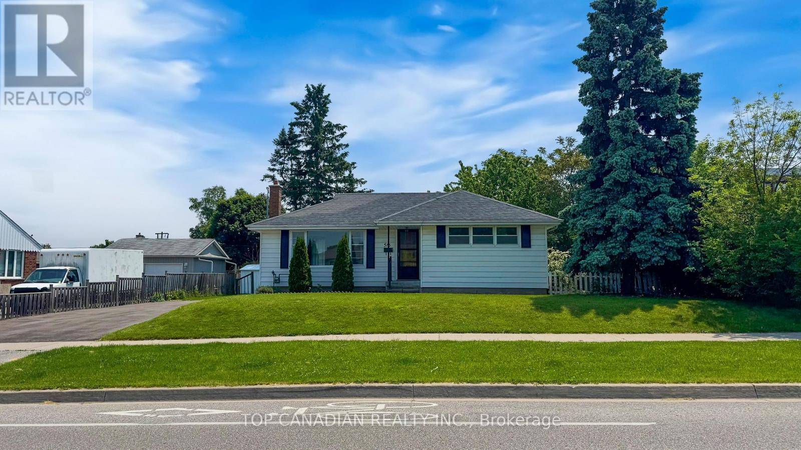 Oshawa (mclaughlin), ON L1J2Y8,513 ANNAPOLIS AVENUE