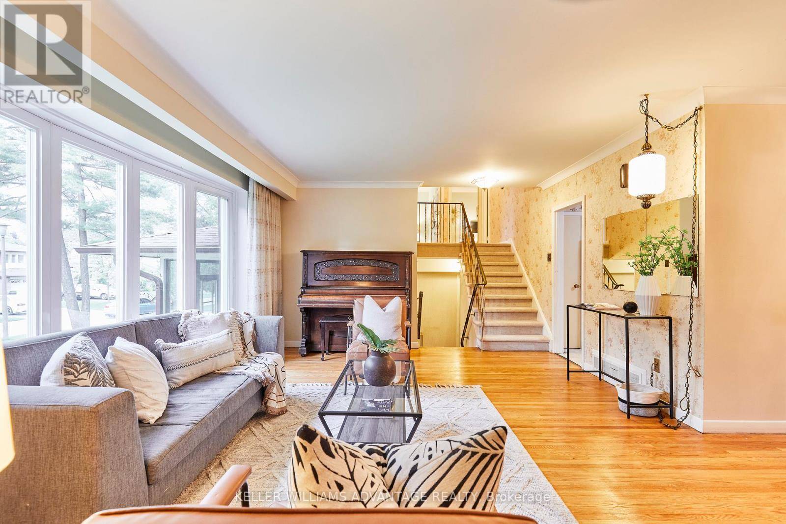 Toronto (guildwood), ON M1E1N4,53 REGENCY SQUARE