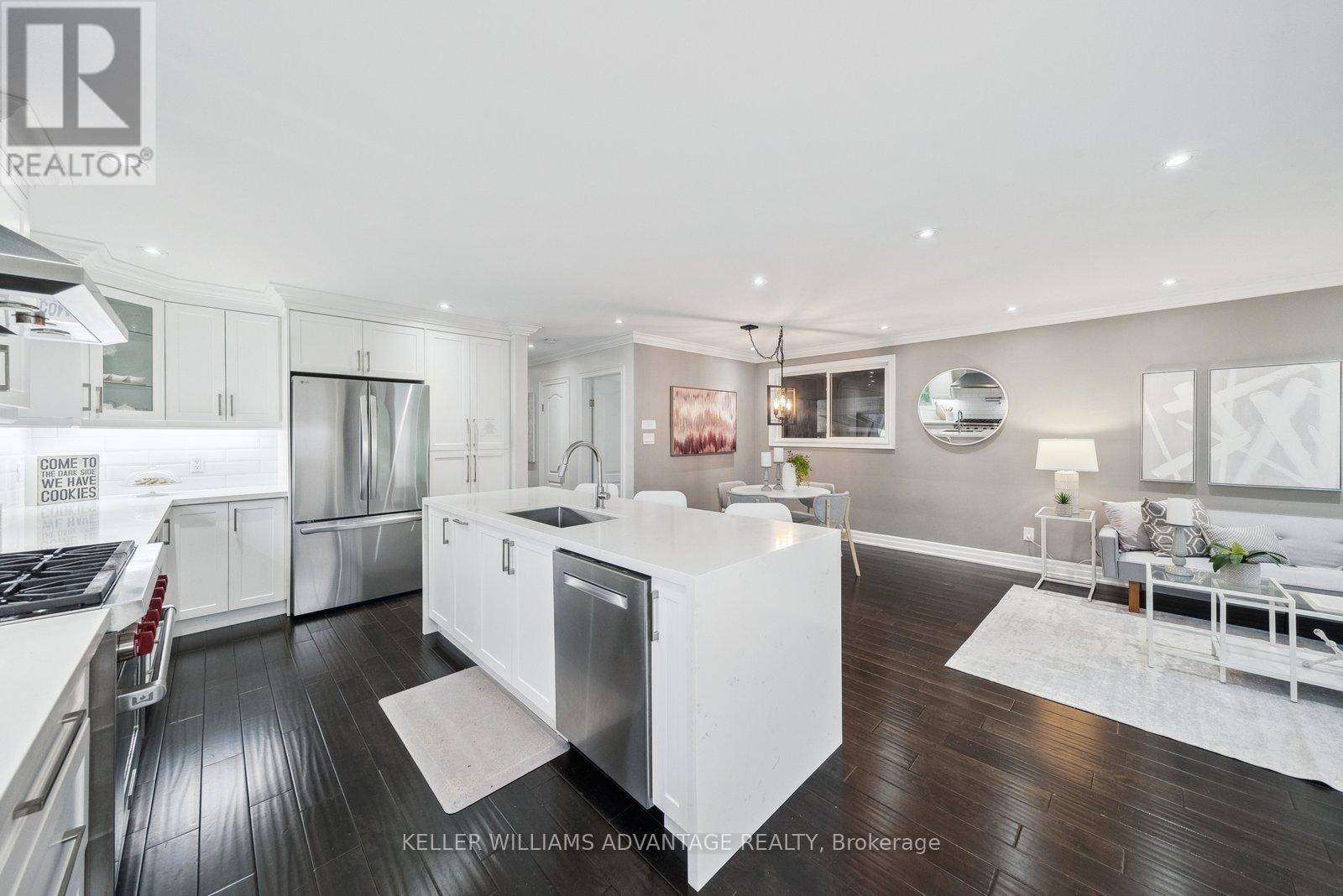 Toronto (centennial Scarborough), ON M1C2K8,8 BRUMWELL STREET