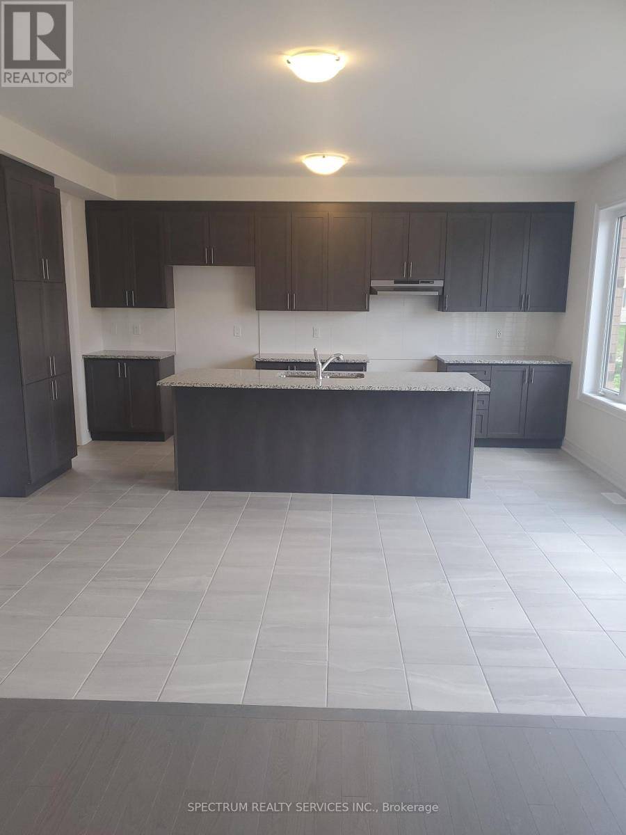 Clarington (newcastle), ON L1B0W4,27 ROGERSON STREET E