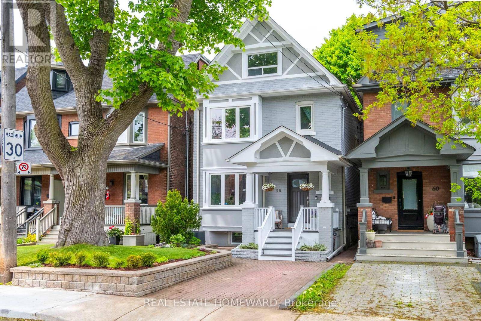 Toronto (the Beaches), ON M4L1P5,58 COLUMBINE AVENUE