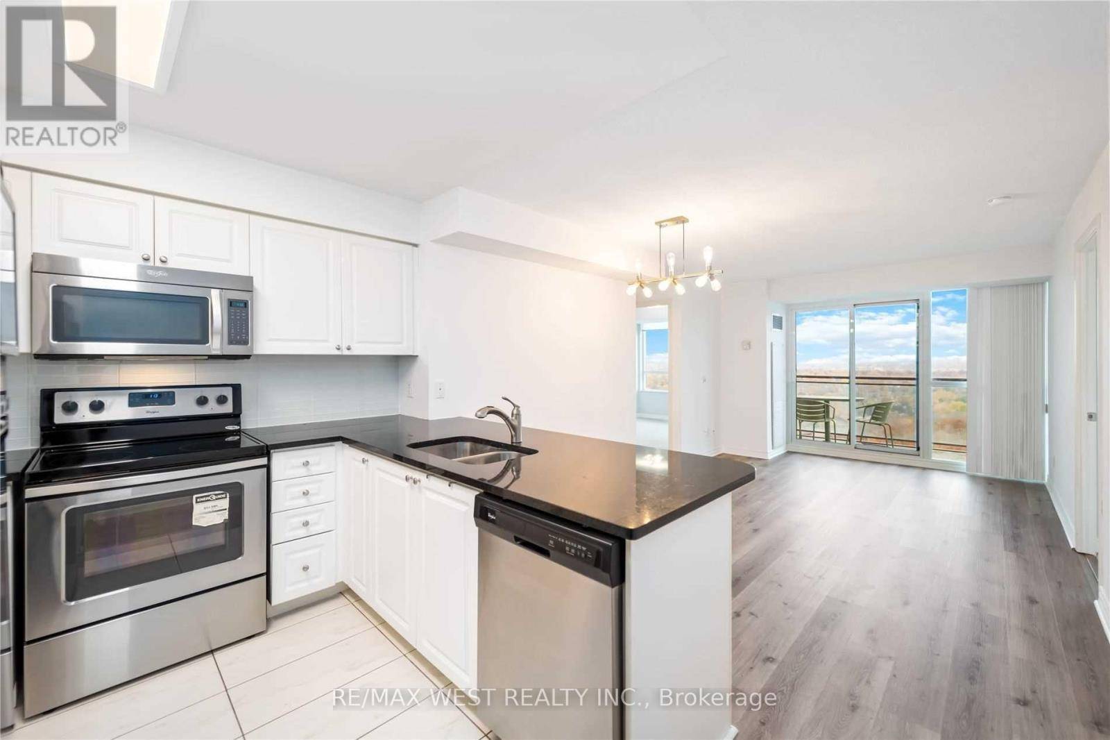 Toronto (woburn), ON M1H0A2,88 Grangeway AVE #2602