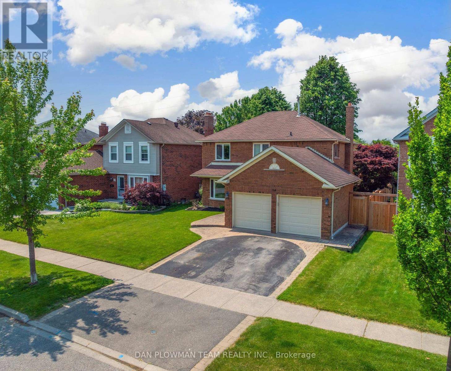 Whitby (blue Grass Meadows), ON L1N8S8,14 ERICKSON DRIVE