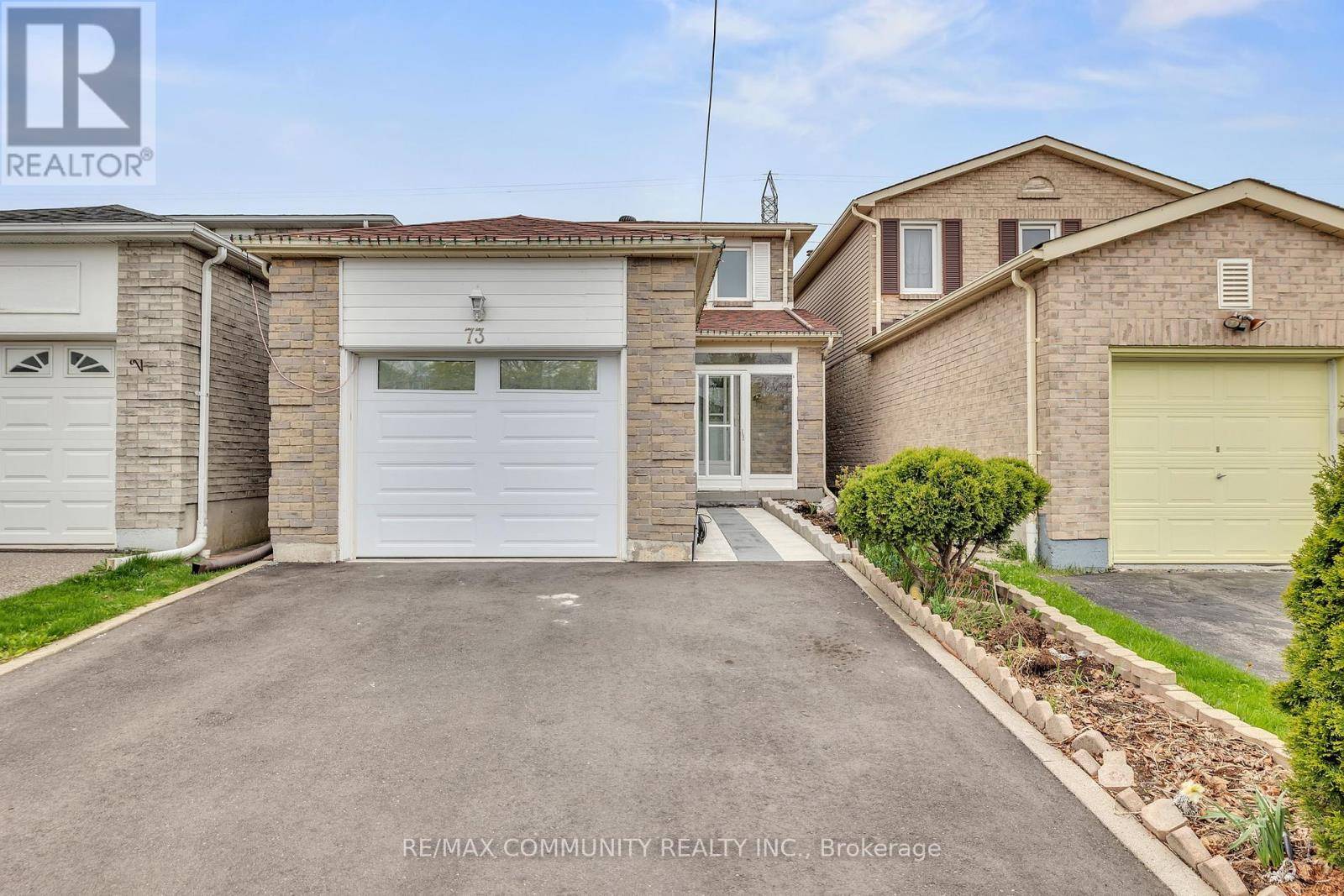 Toronto (milliken), ON M1V2W9,73 MARESFIELD DRIVE