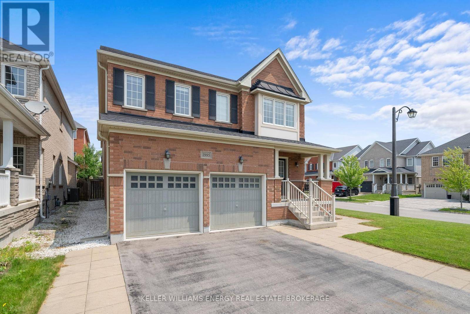 Oshawa (taunton), ON L1K0S1,1995 QUEENSBURY DRIVE