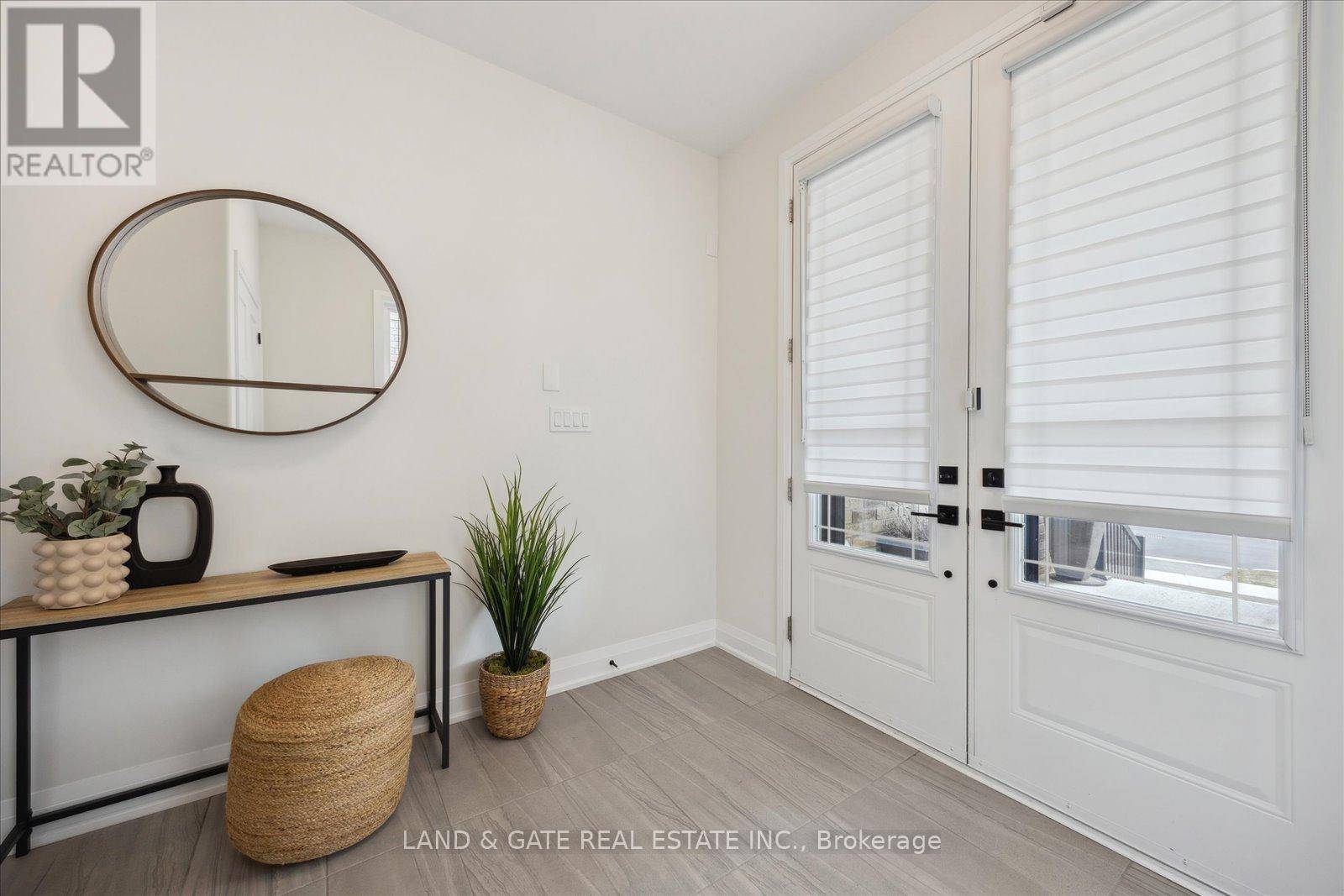 Oshawa (taunton), ON L1H0M3,559 ASKEW COURT