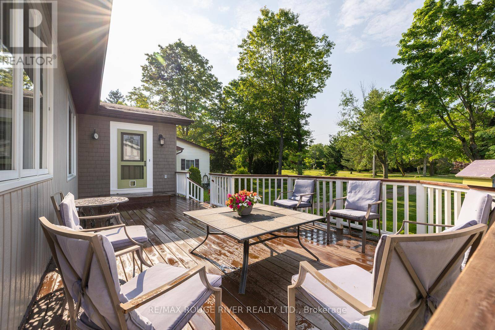 Clarington, ON L0B1J0,10126 Longsault RD #14