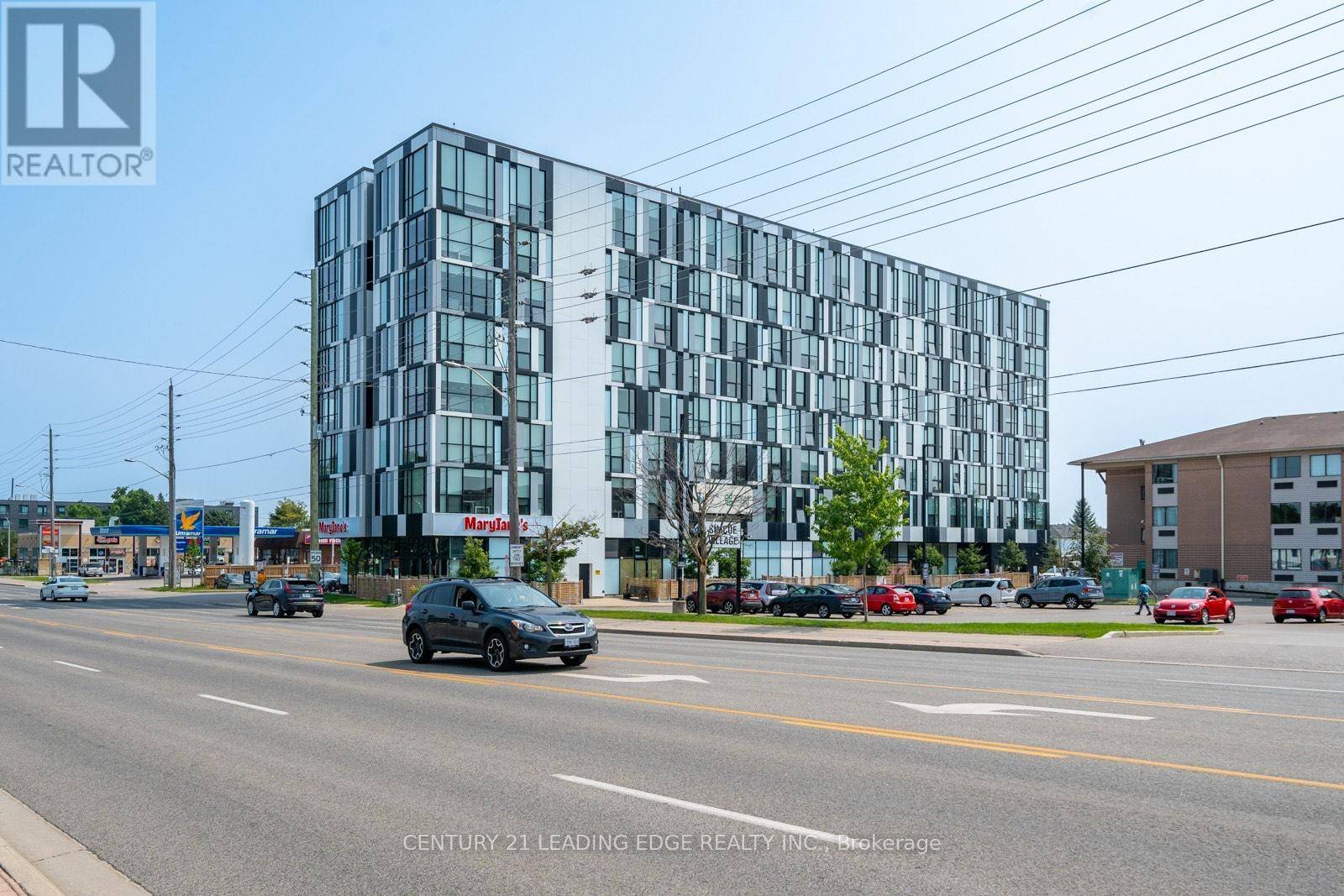 Oshawa (samac), ON L1G4Y3,1900 Simcoe ST #210