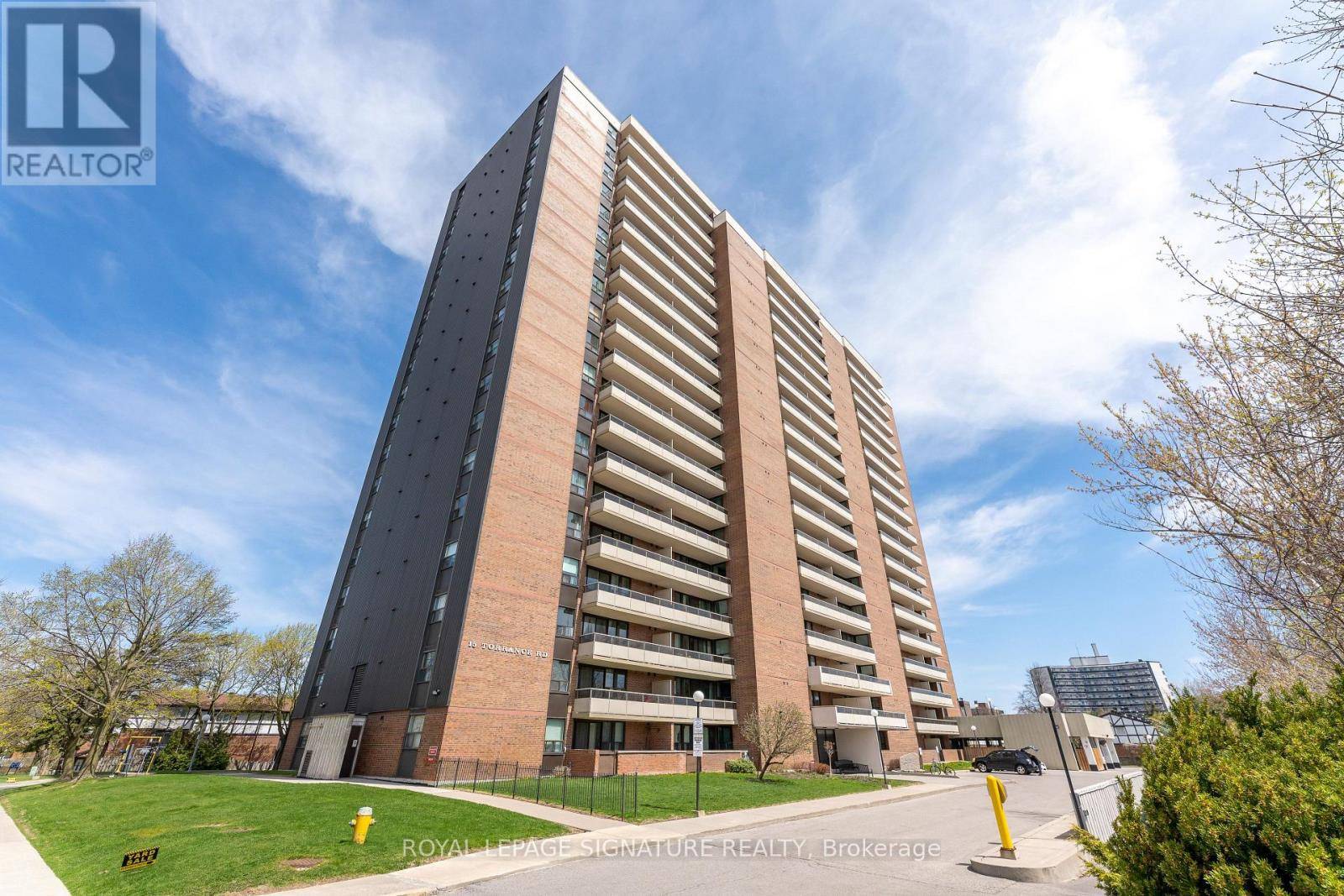 Toronto (eglinton East), ON M1J3K2,15 Torrance RD #207
