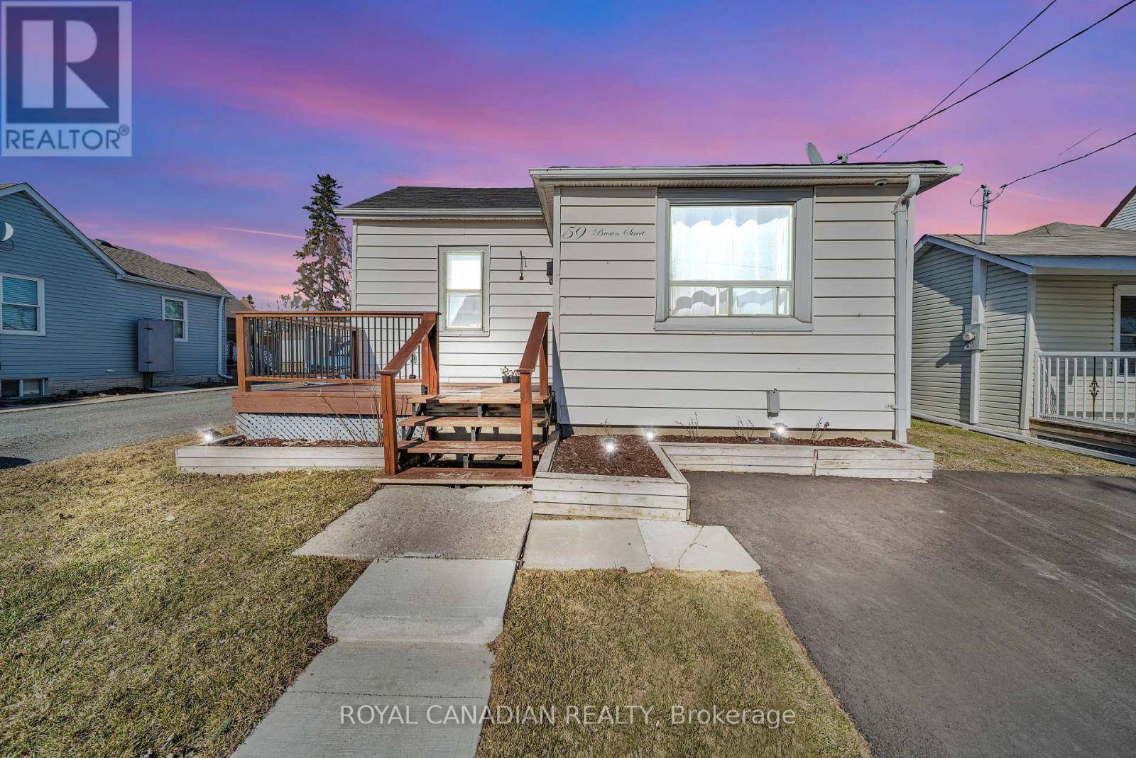 Clarington (bowmanville), ON L1C2R5,59 BROWN STREET