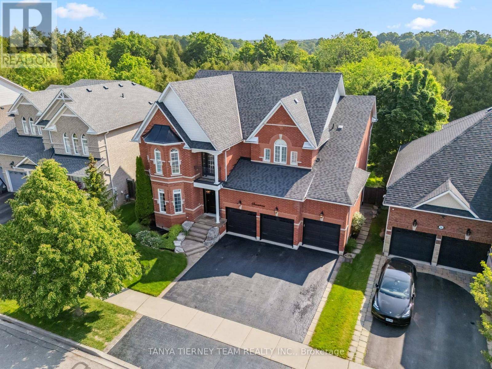 Whitby (brooklin), ON L1M2K6,17 COVINGTON DRIVE