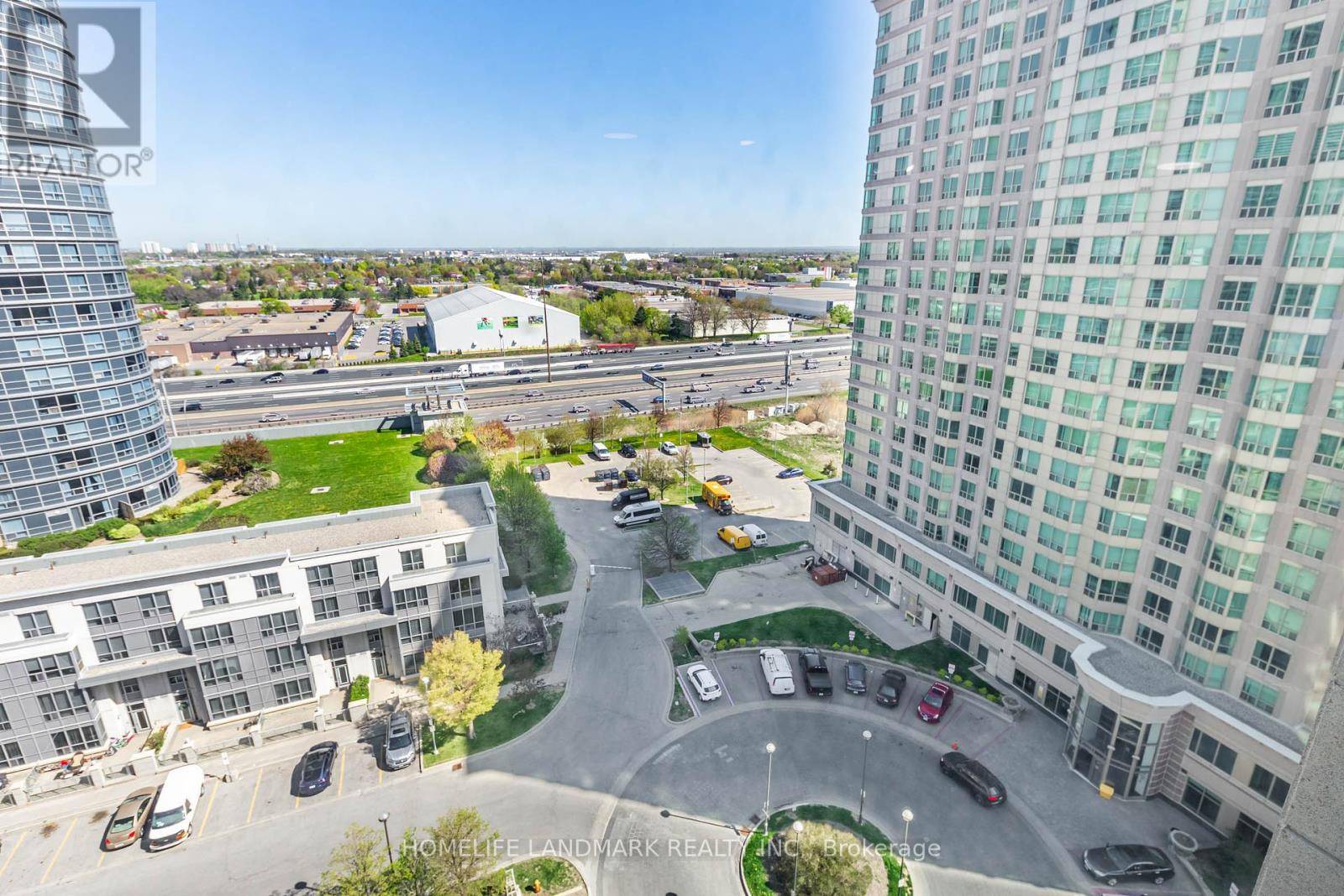 Toronto (woburn), ON M1H3J2,1 Lee Centre DR #1601