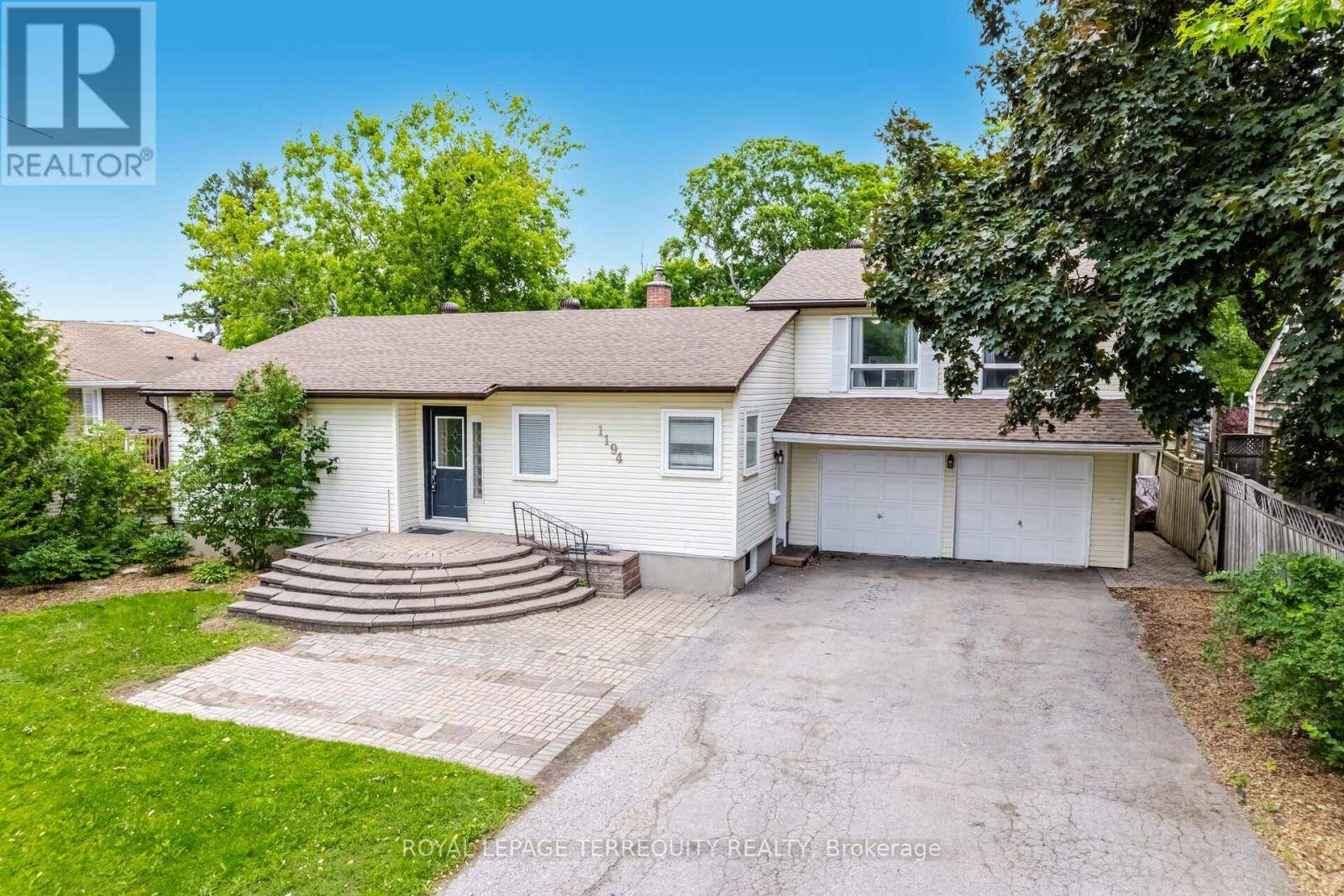 Oshawa (eastdale), ON L1H1H9,1194 KING STREET E