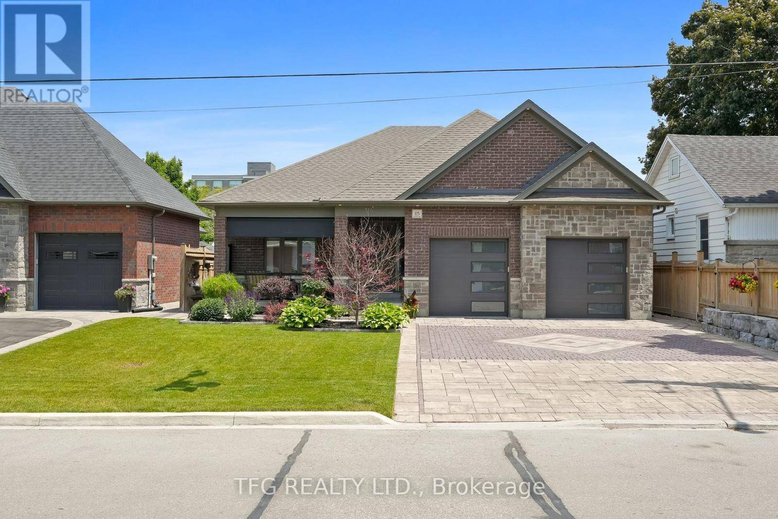Clarington (bowmanville), ON L1C2V8,115 DUKE STREET
