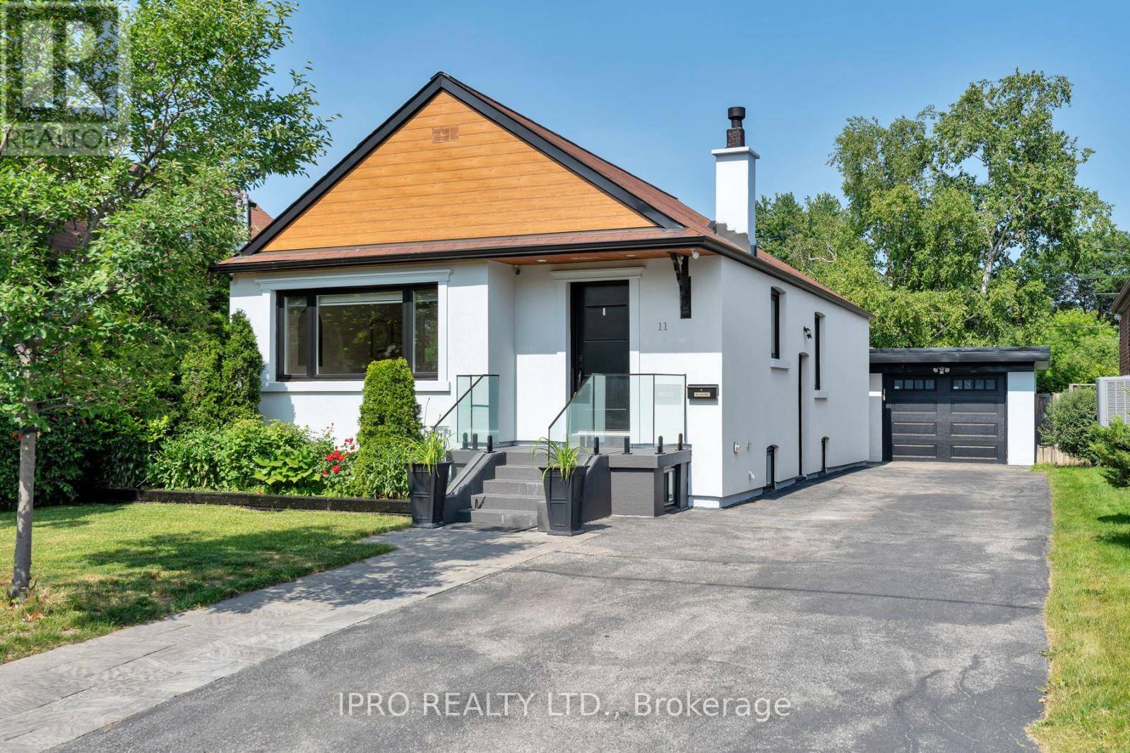 Toronto (wexford-maryvale), ON M1R1A4,11 SHANGARRY DRIVE