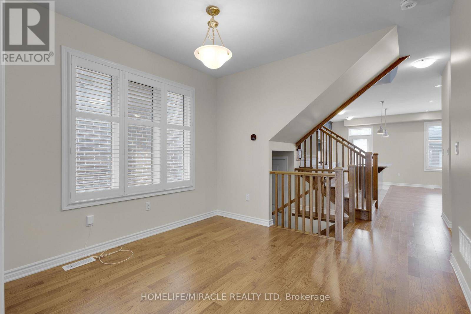 Pickering, ON L1X0M9,1433 KERRYDALE AVENUE