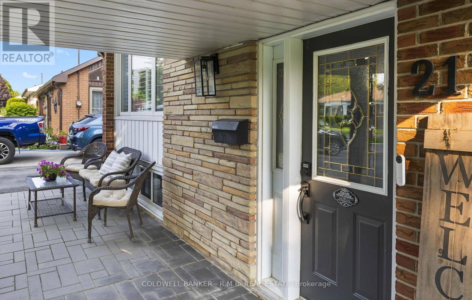 Clarington (bowmanville), ON L1C1B9,21 PARKWAY CRESCENT