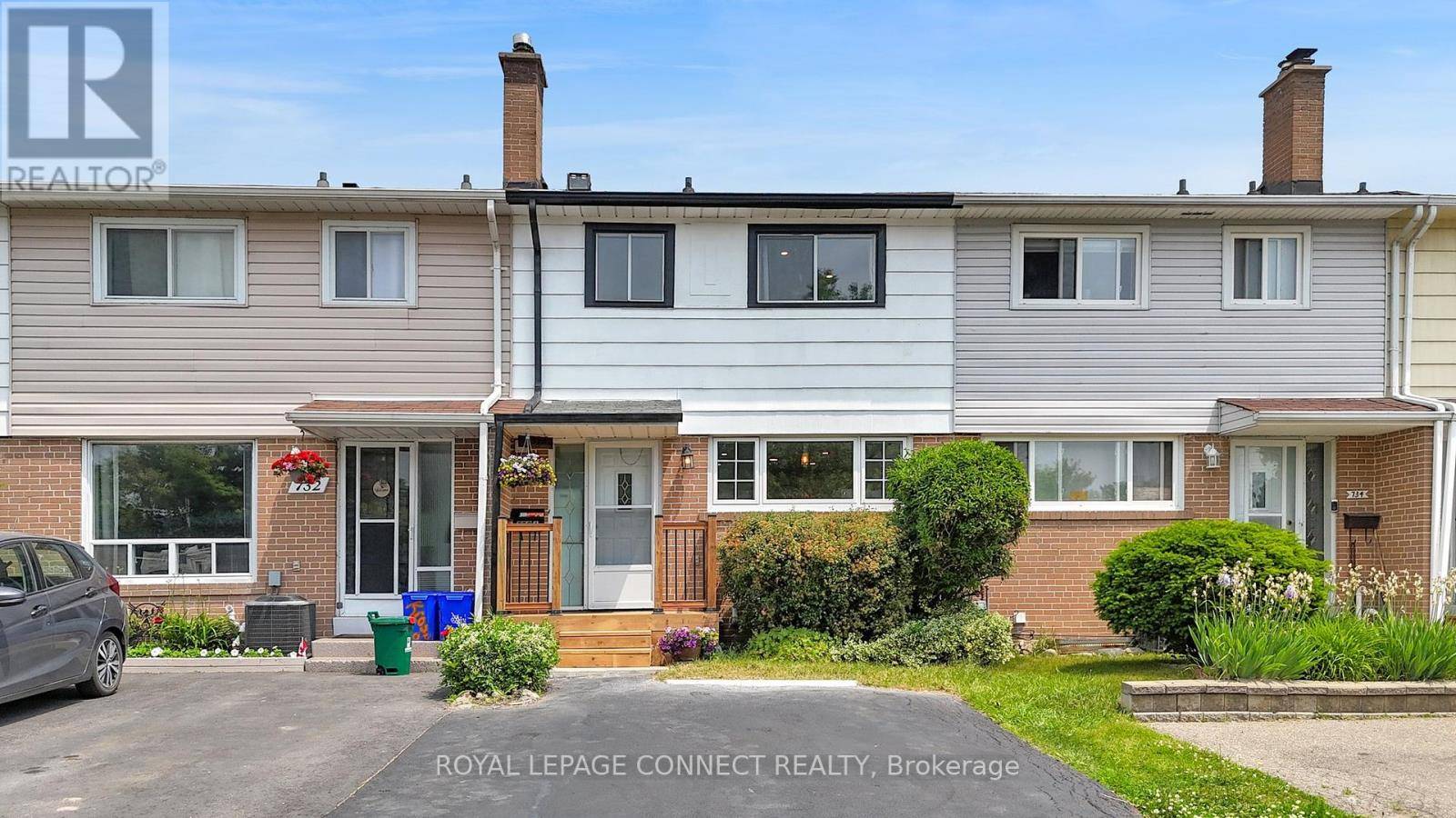Pickering (bay Ridges), ON L1W1G3,732A KROSNO BOULEVARD