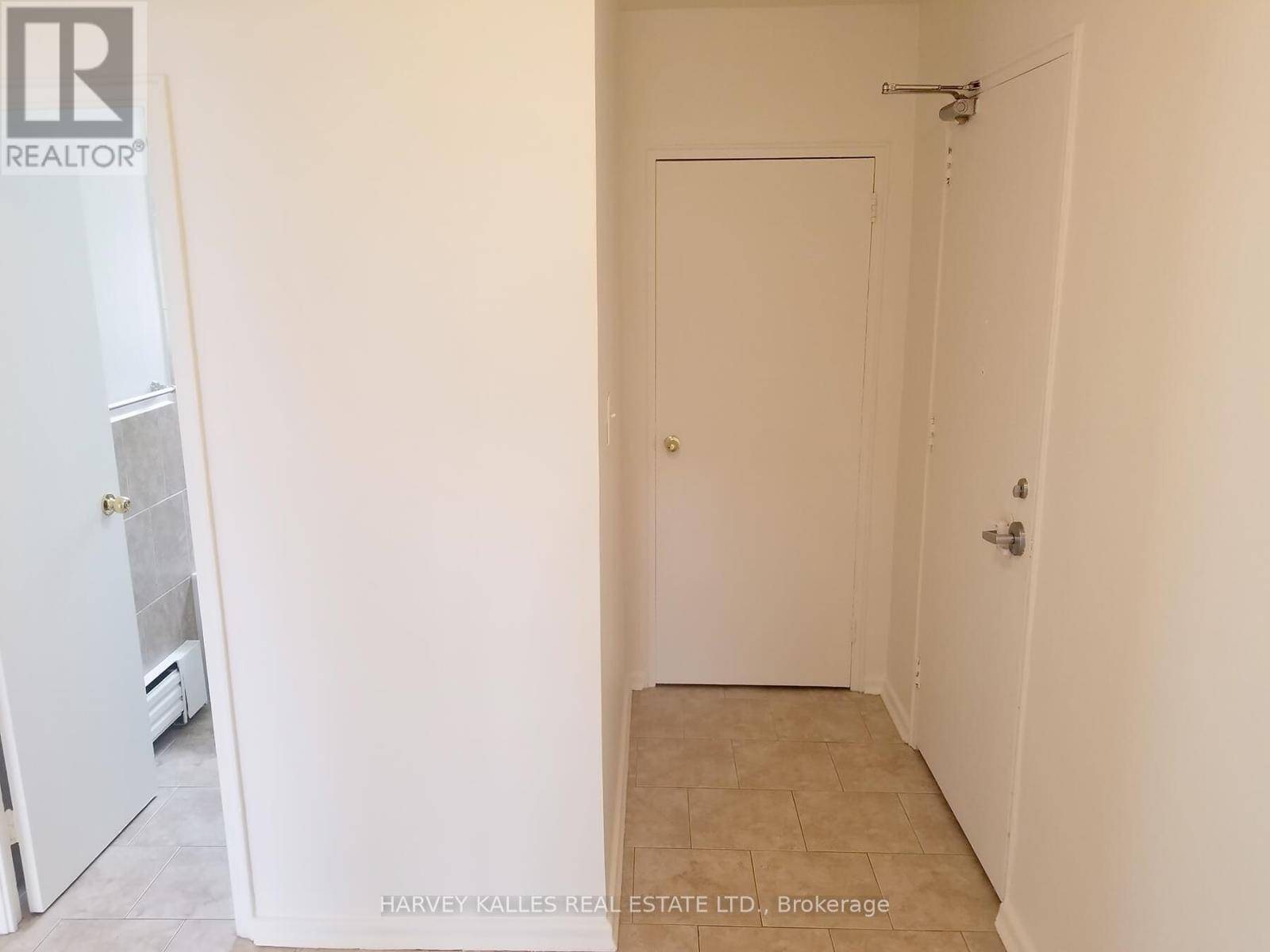 Toronto (wexford-maryvale), ON M1R1S1,1751 Victoria Pk AVE #201
