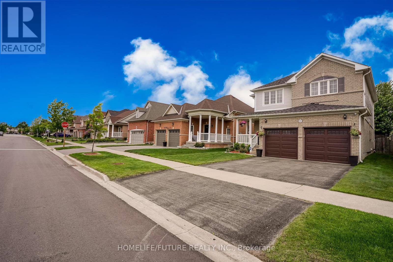 Oshawa (samac), ON L1K3B6,815 ORMOND DRIVE