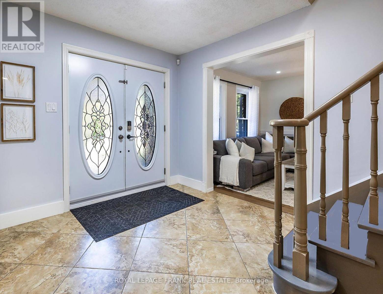 Whitby (blue Grass Meadows), ON L1N7A1,38 GLEN HILL DRIVE