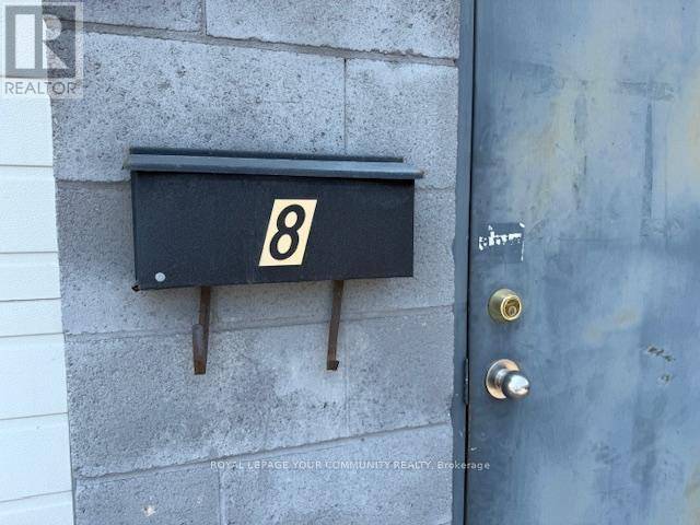 Toronto (agincourt South-malvern West), ON M1S3J2,230 Nugget AVE #8