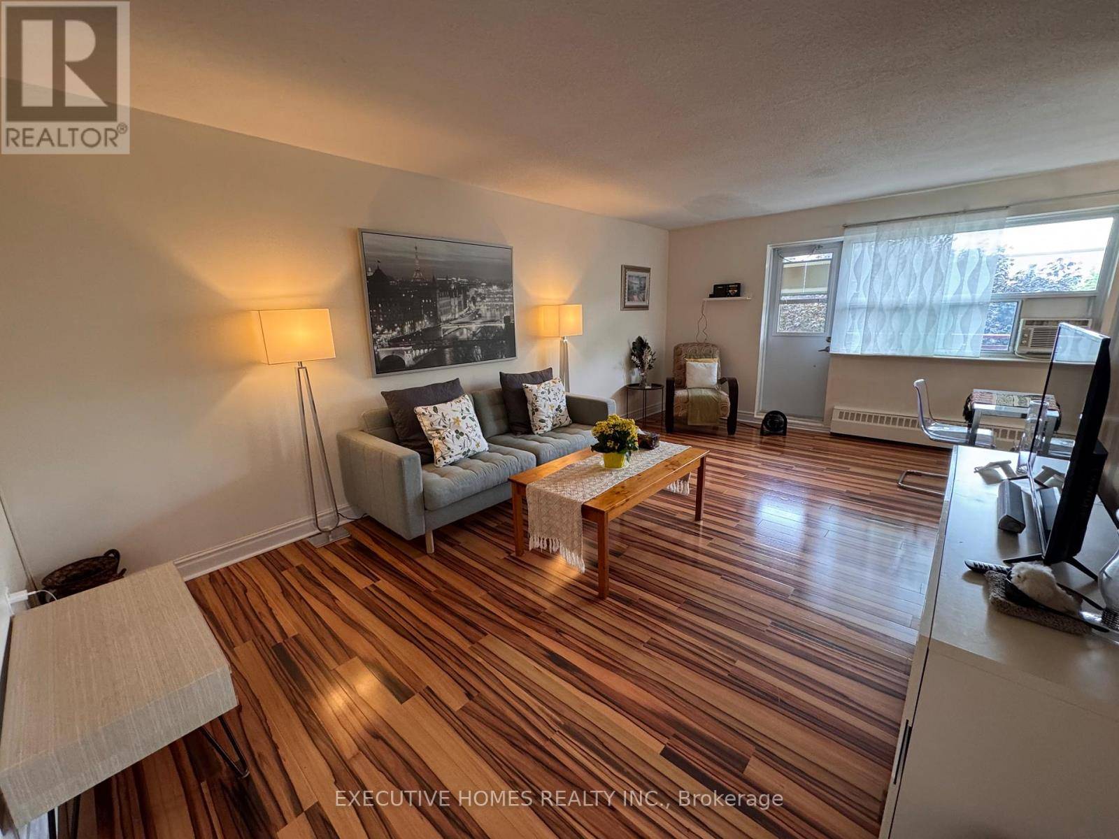 Oshawa (lakeview), ON L1J5Z5,900 Glen ST #414