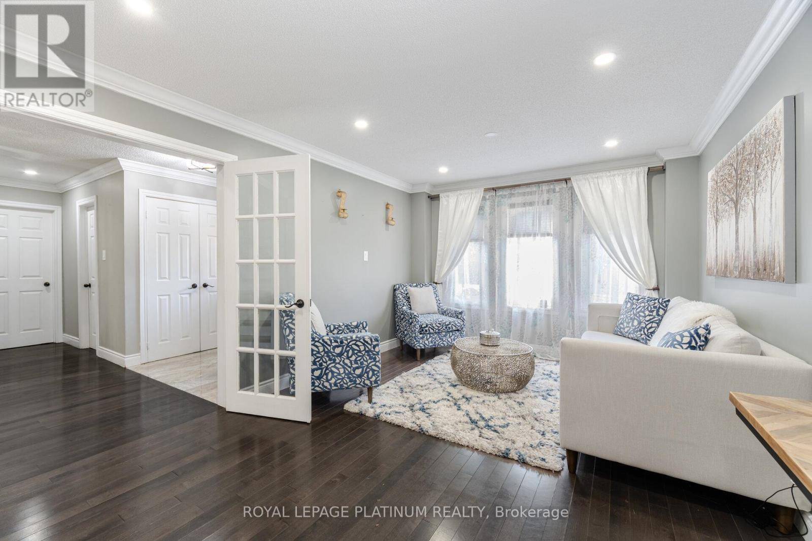 Oshawa (eastdale), ON L1K2H3,971 THIMBLEBERRY CIRCLE